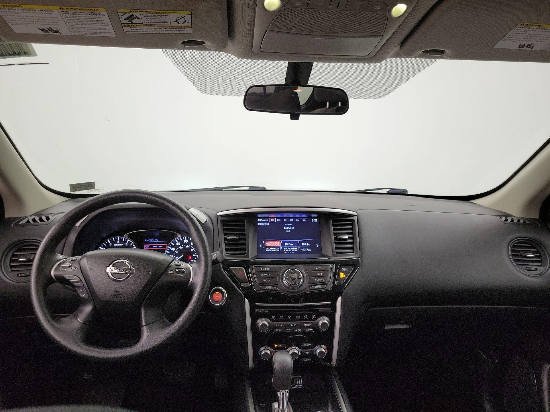 Thumbnail: 2019 Nissan Pathfinder - 9