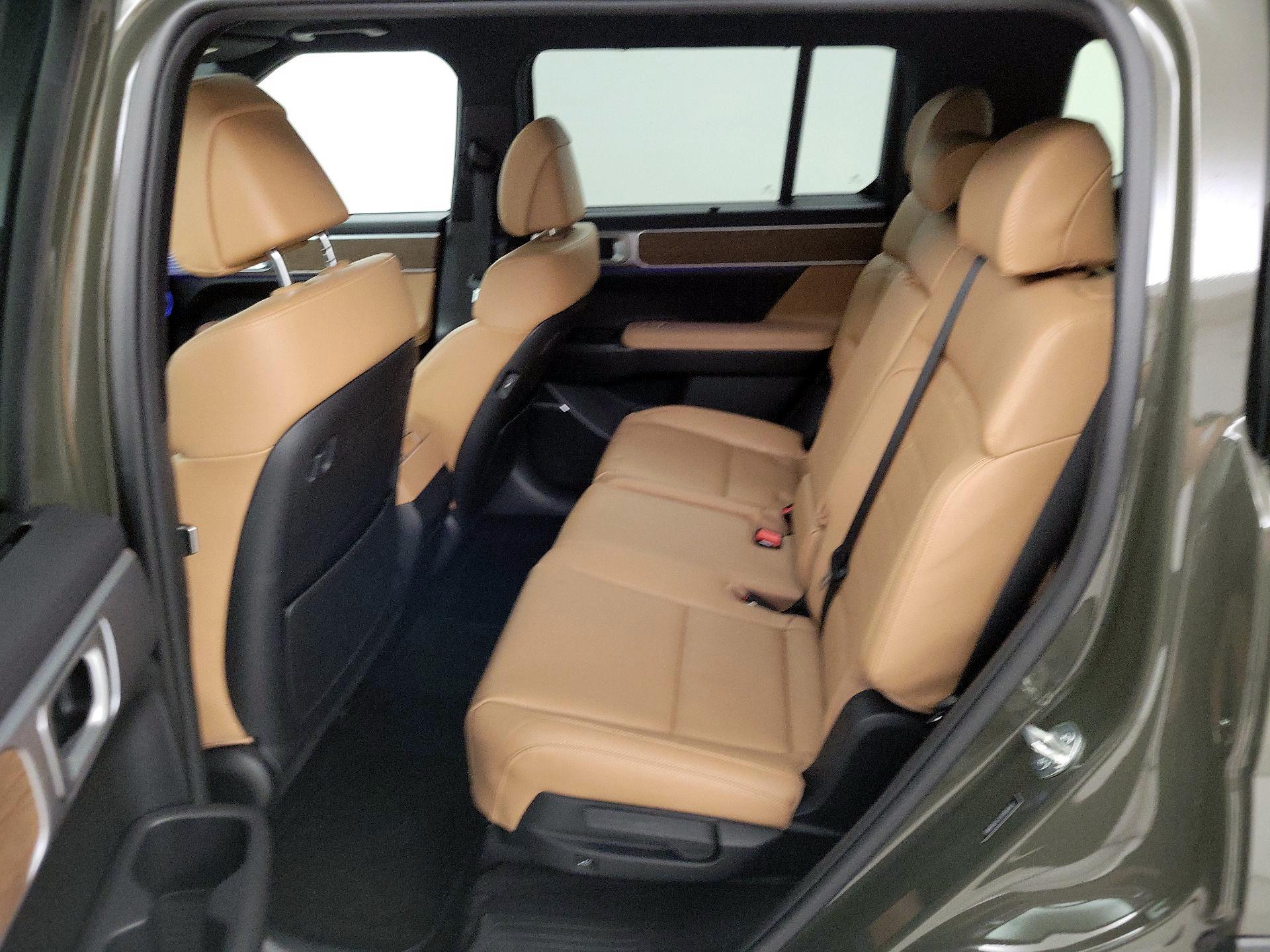 Thumbnail: 2025 Hyundai Santa Fe - 20