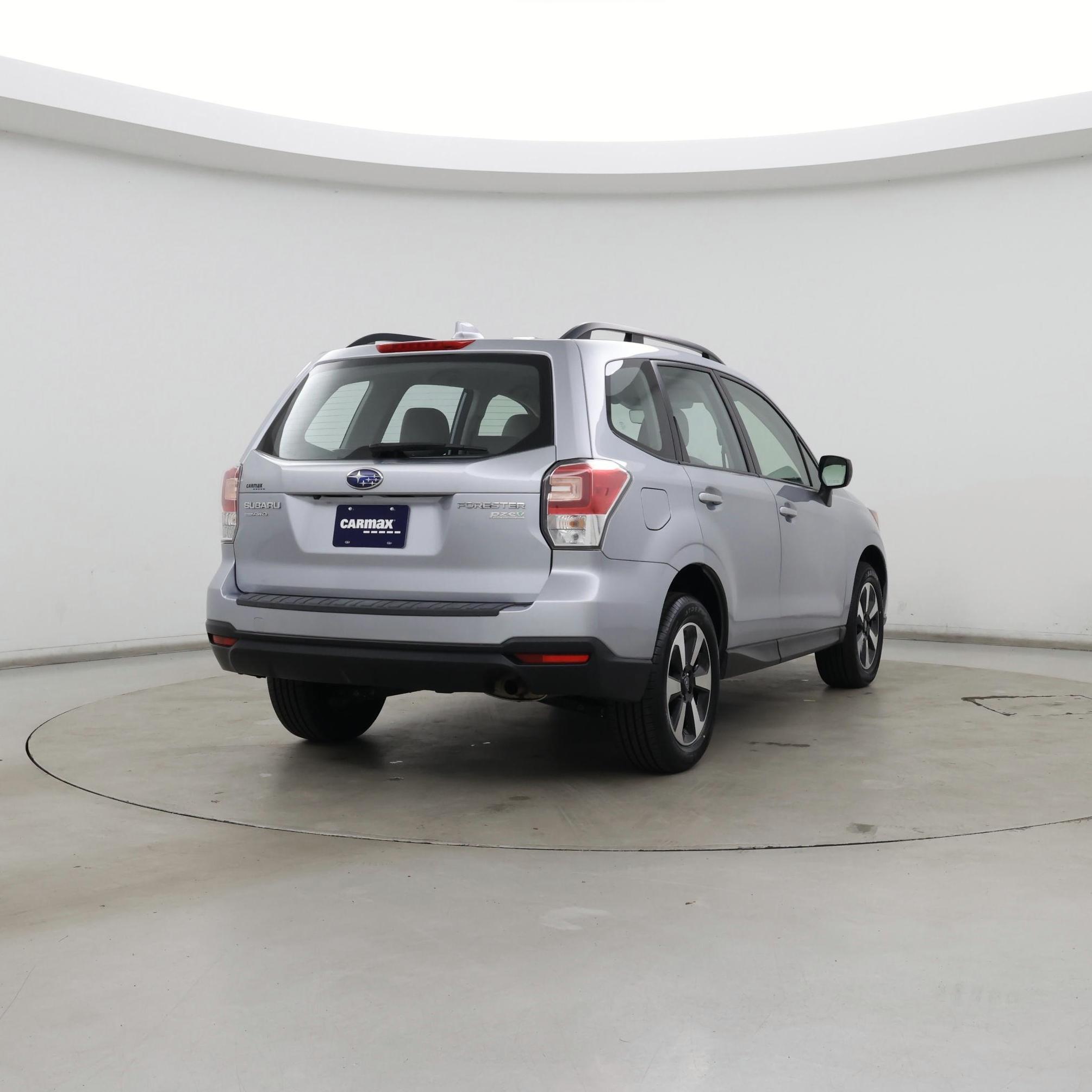 Thumbnail: 2017 Subaru Forester - 8