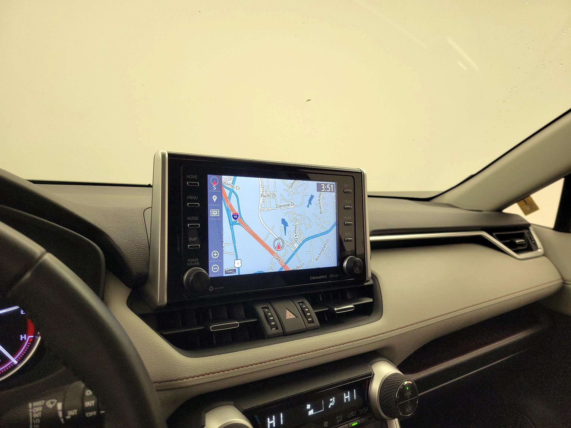 Thumbnail: 2019 Toyota RAV4 - 14