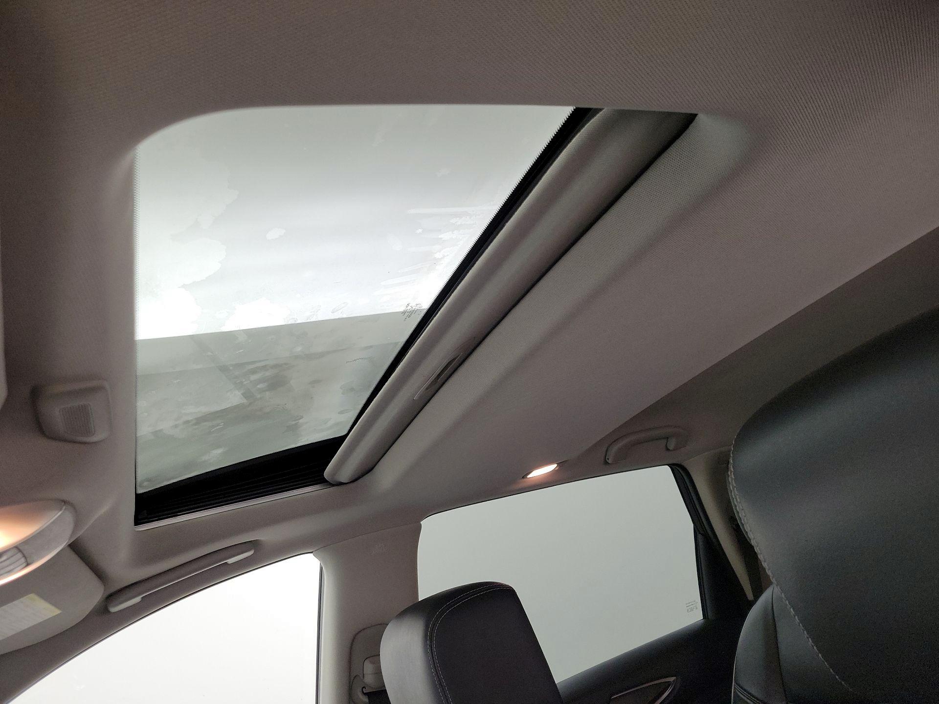 Thumbnail: 2019 INFINITI QX60 - 20