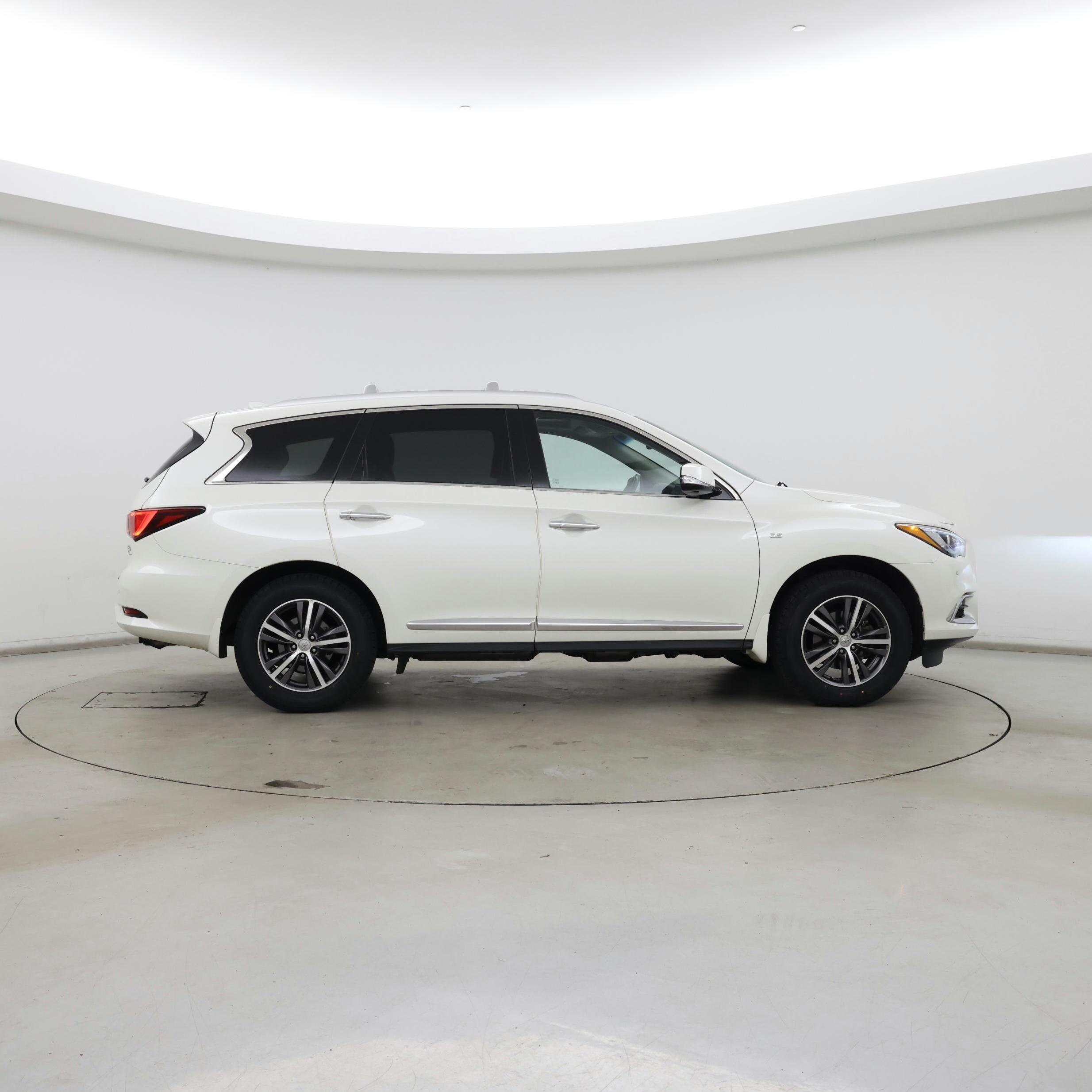 Thumbnail: 2019 INFINITI QX60 - 7