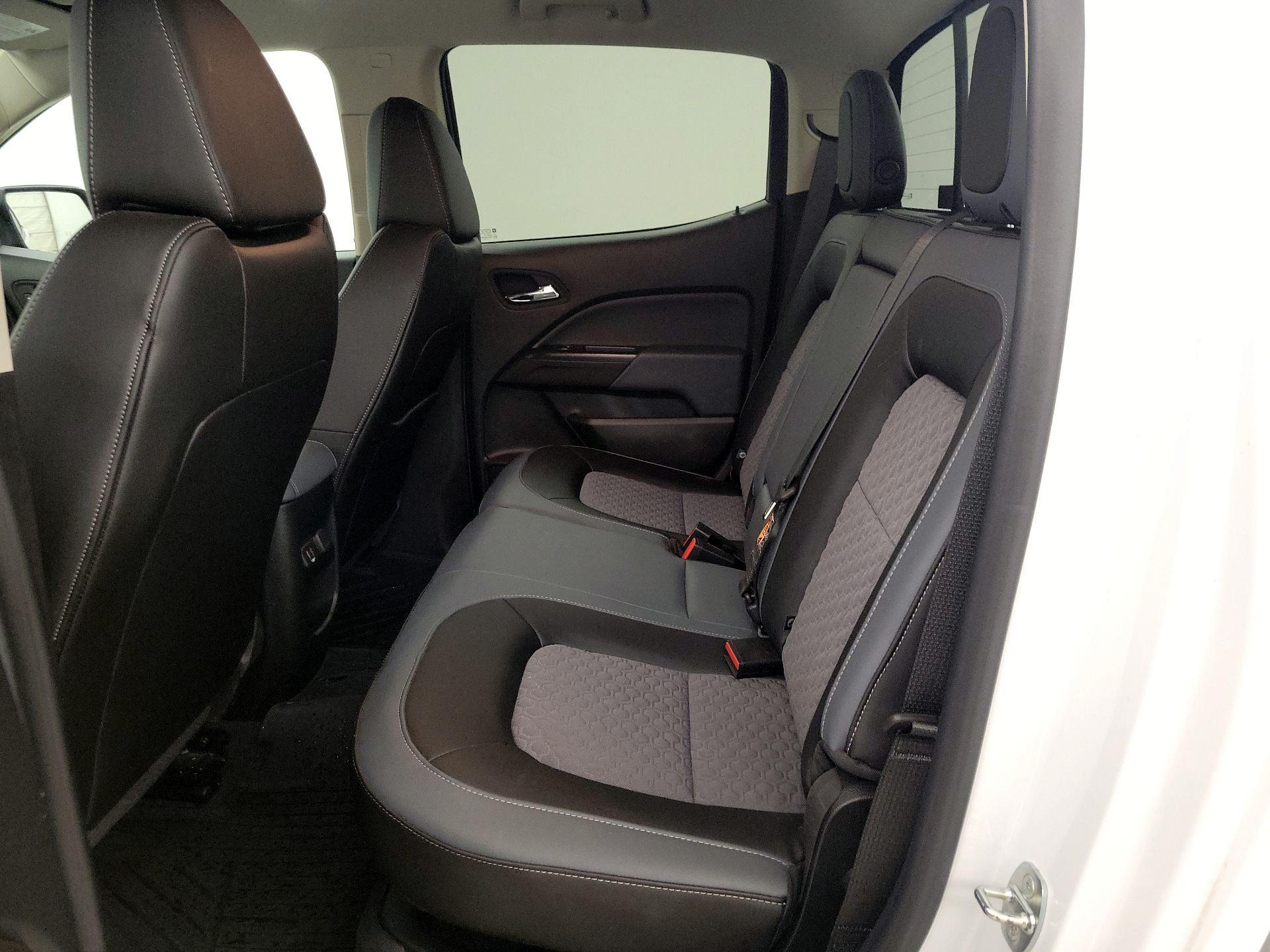 Thumbnail: 2022 Chevrolet Colorado - 19