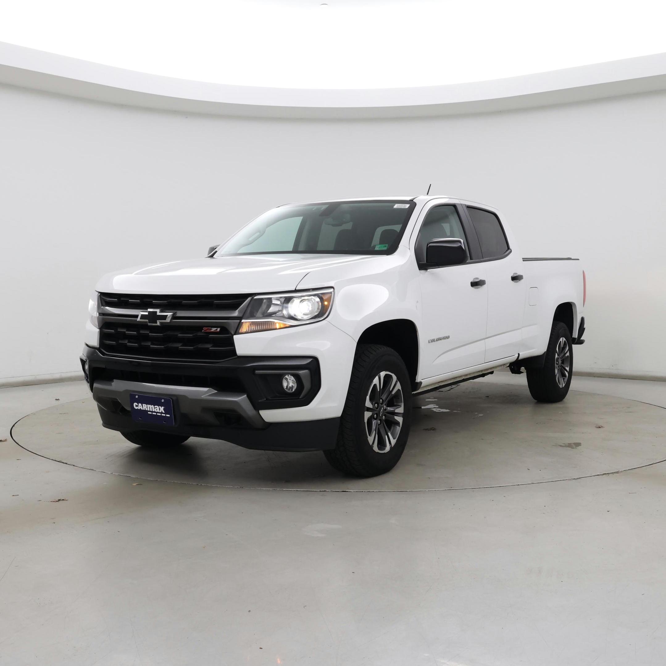 Thumbnail: 2022 Chevrolet Colorado - 4
