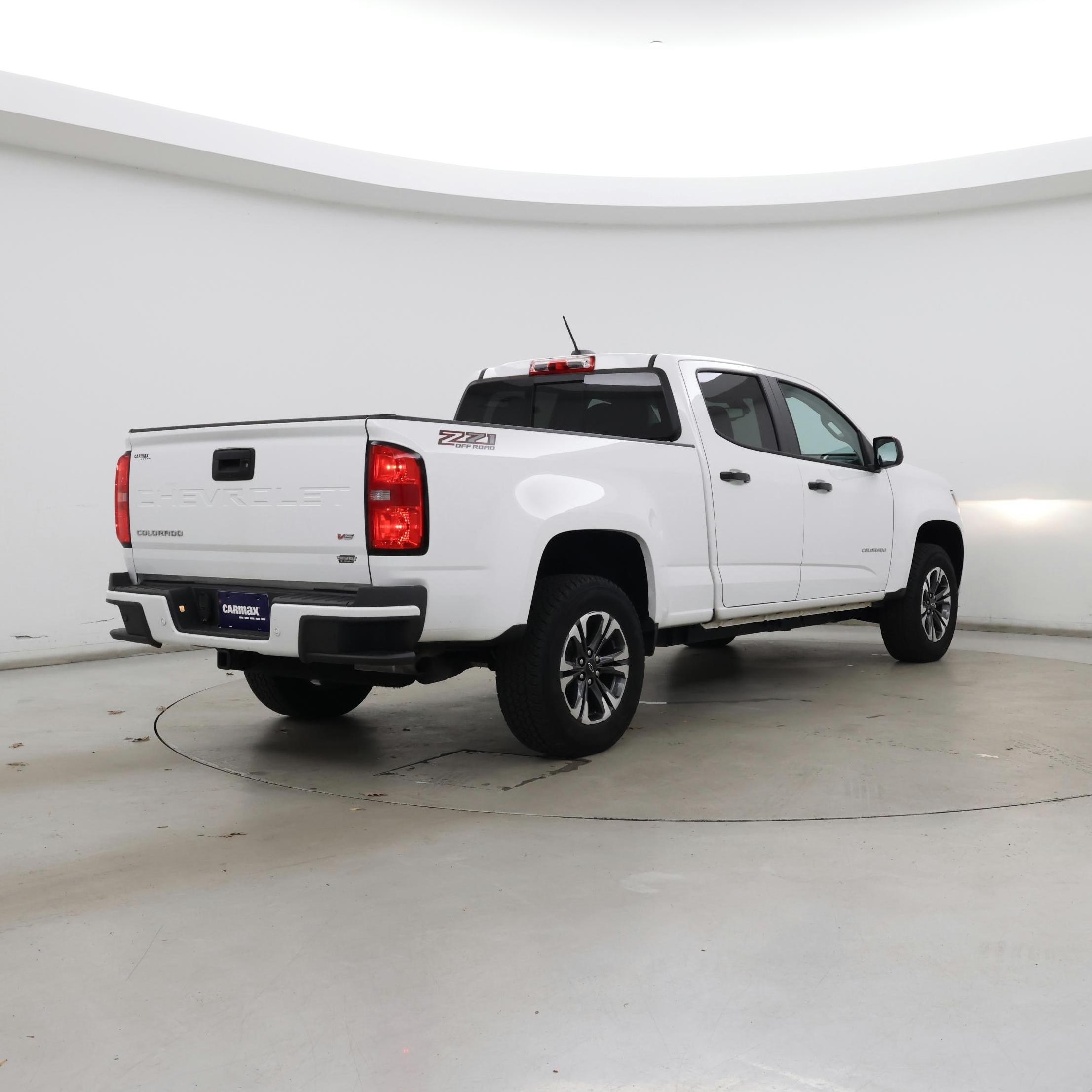 Thumbnail: 2022 Chevrolet Colorado - 8