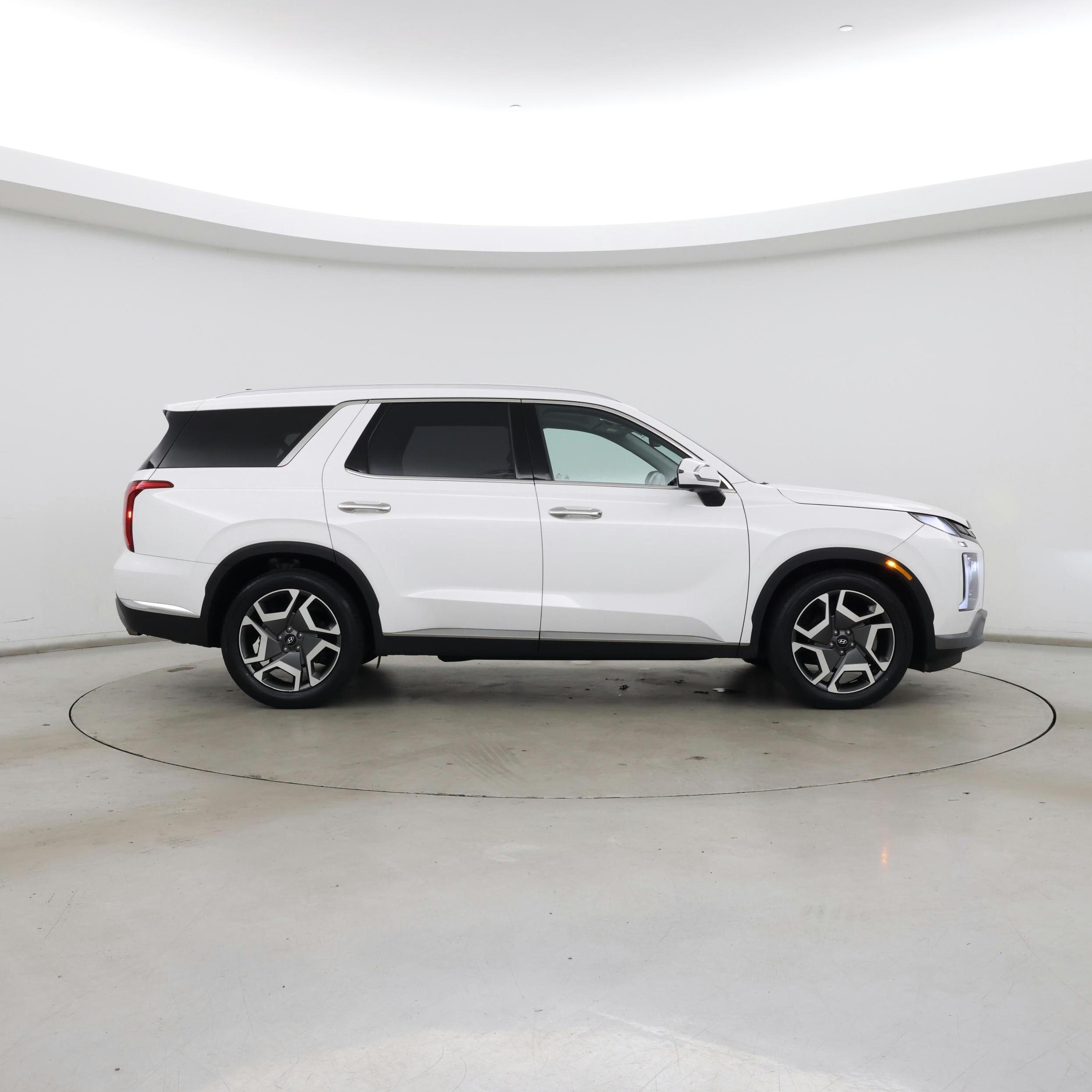 Thumbnail: 2023 Hyundai Palisade - 7