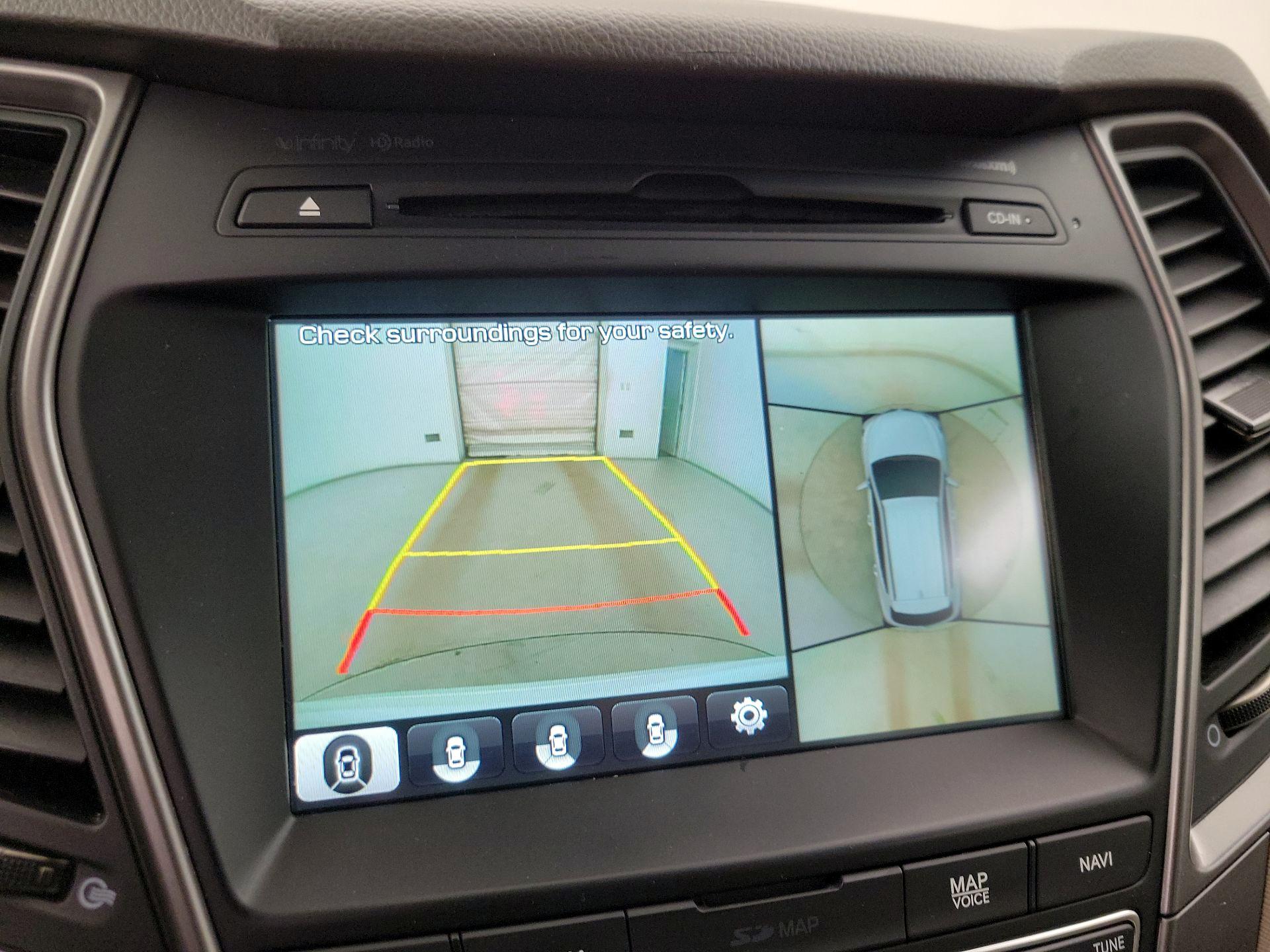 Thumbnail: 2017 Hyundai Santa Fe - 15