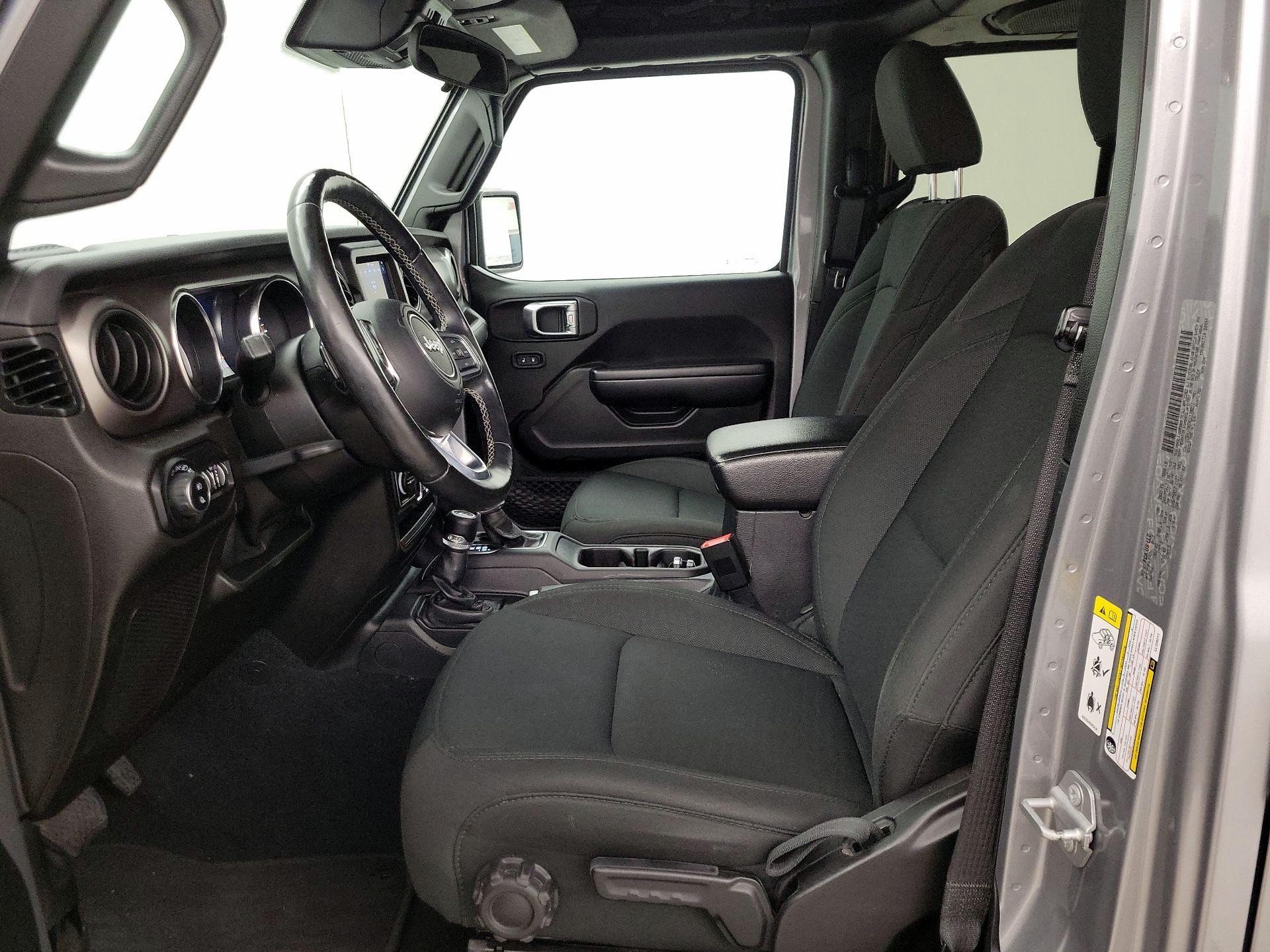 Thumbnail: 2020 Jeep Gladiator - 11