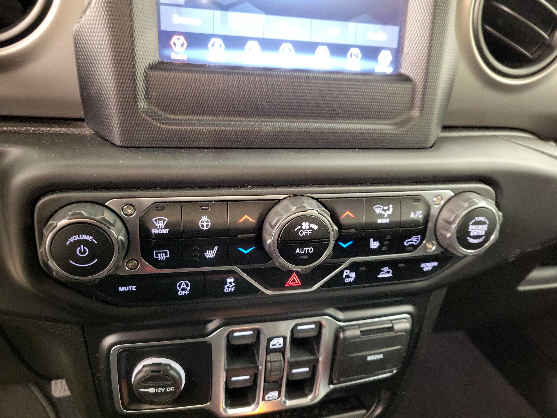 Thumbnail: 2020 Jeep Gladiator - 16