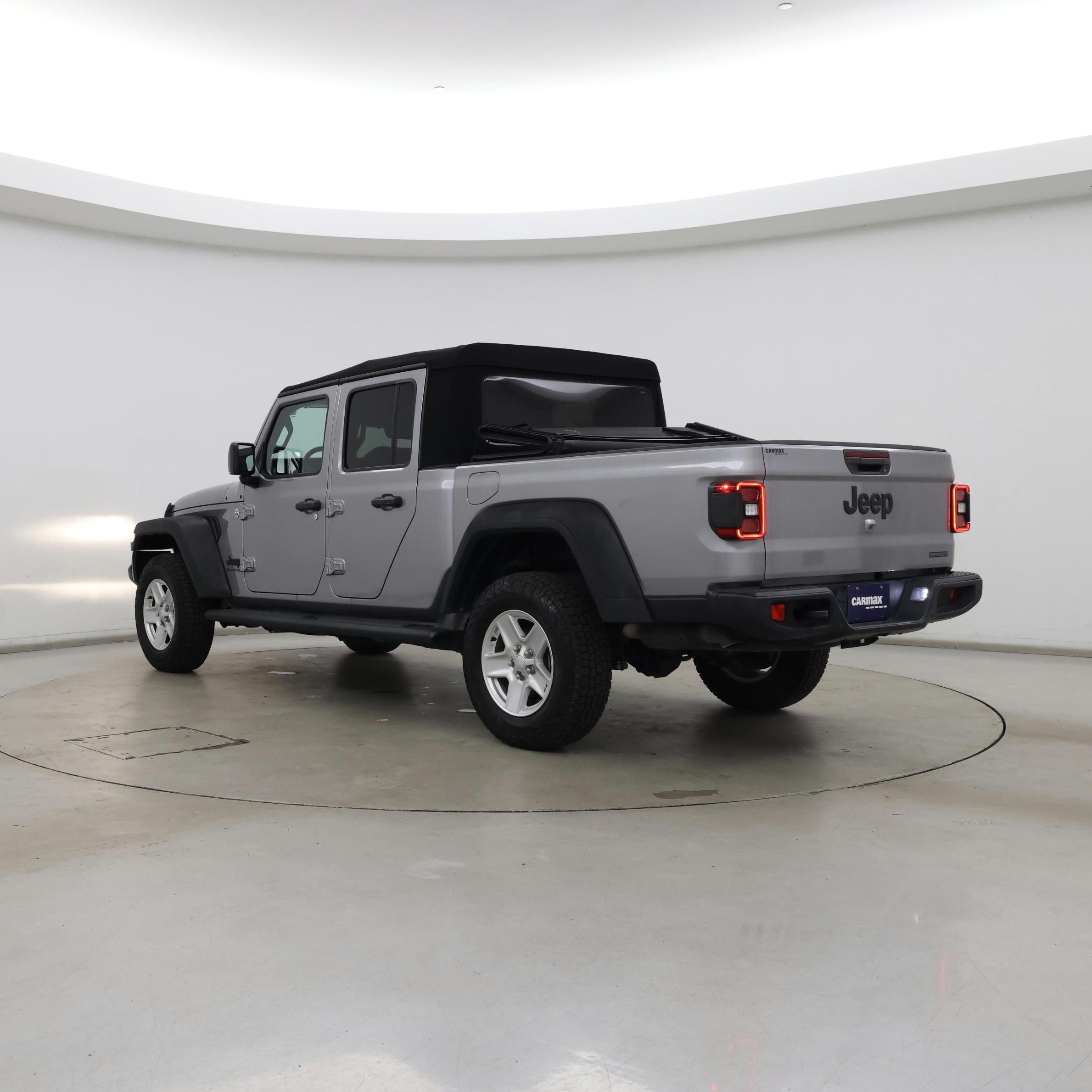 Thumbnail: 2020 Jeep Gladiator - 2