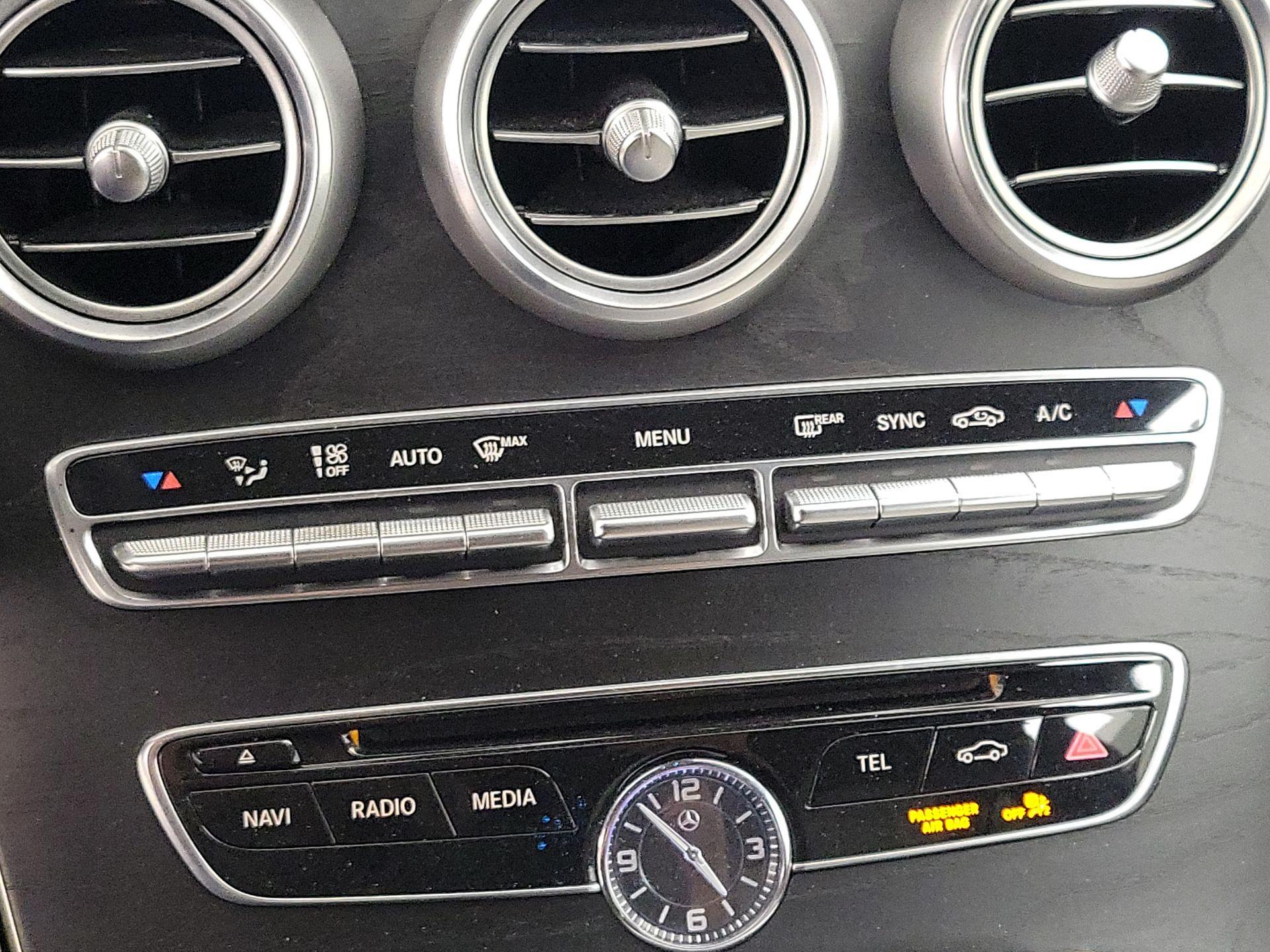 Thumbnail: 2017 Mercedes-Benz C-Class - 17