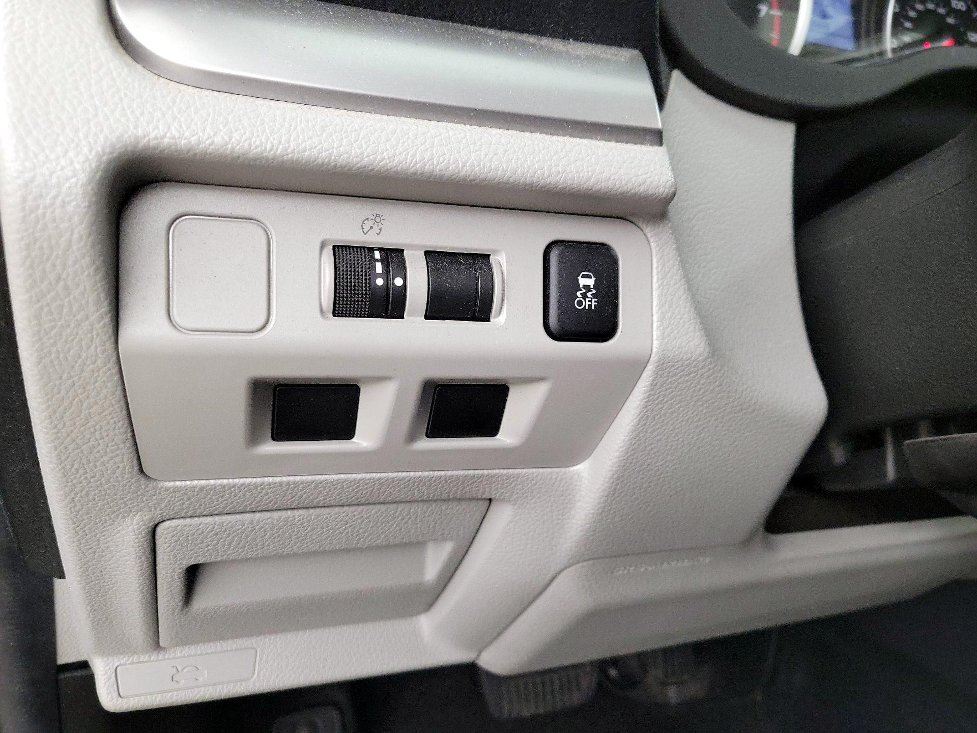 Thumbnail: 2016 Subaru Forester - 13