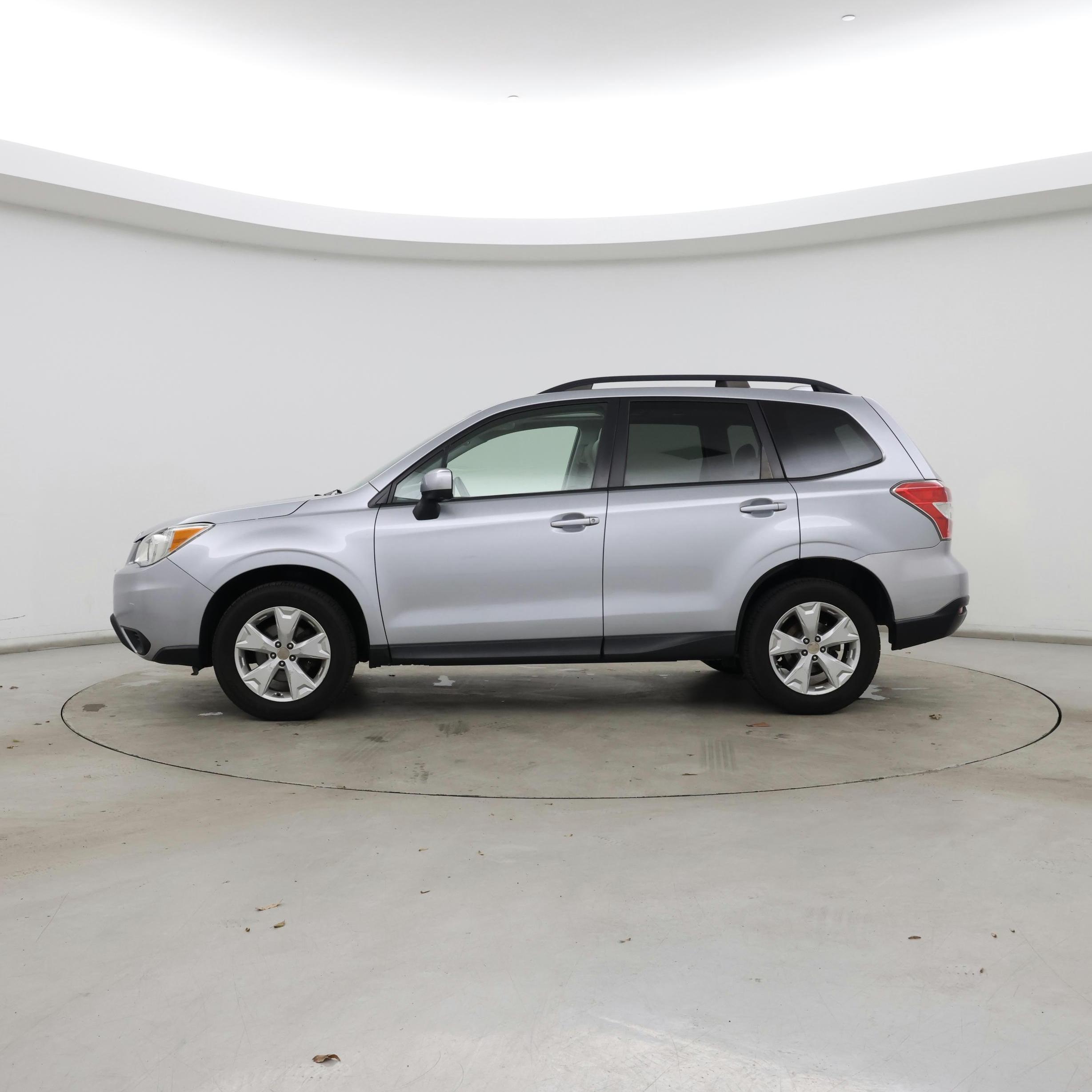 Thumbnail: 2016 Subaru Forester - 3