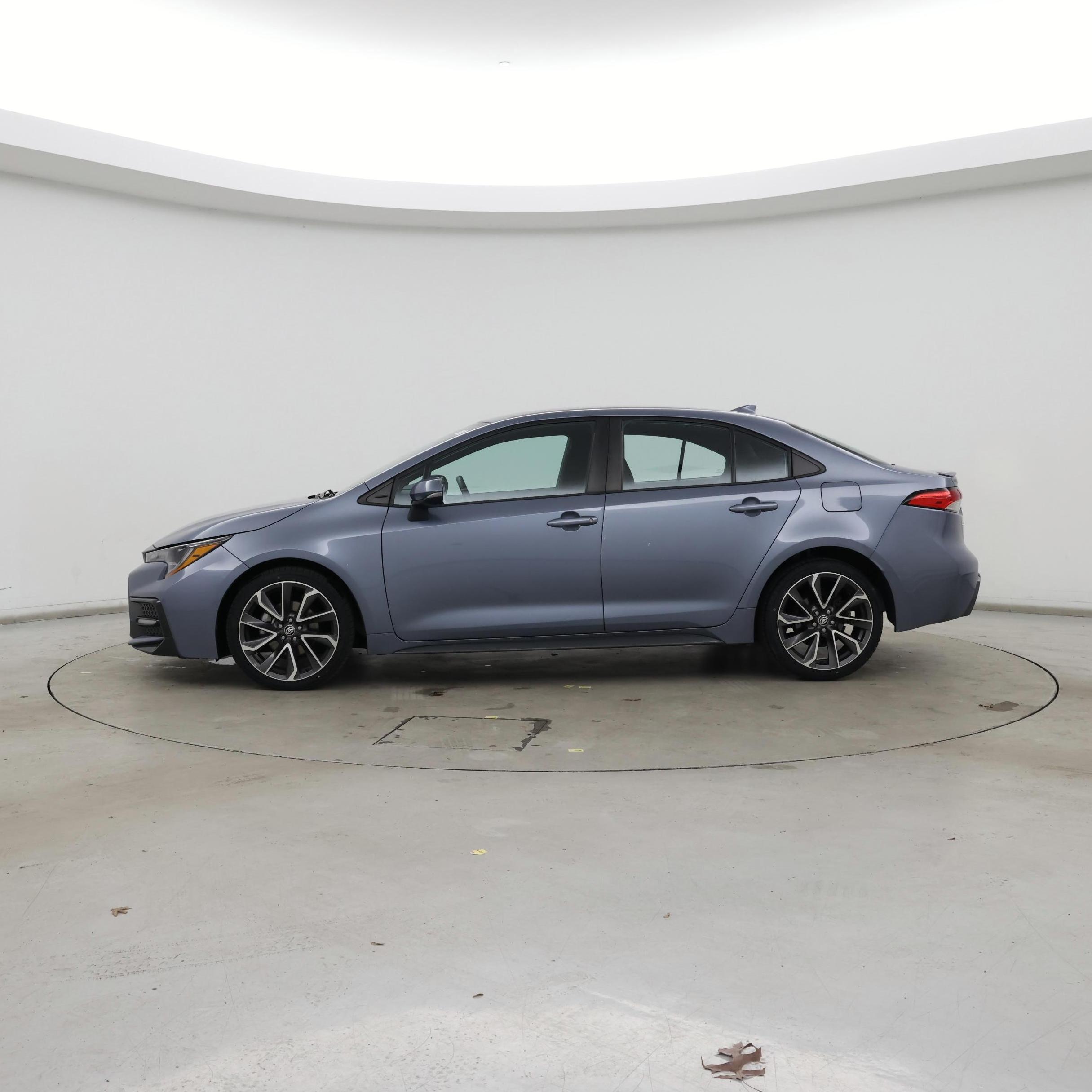 Thumbnail: 2021 Toyota Corolla - 3