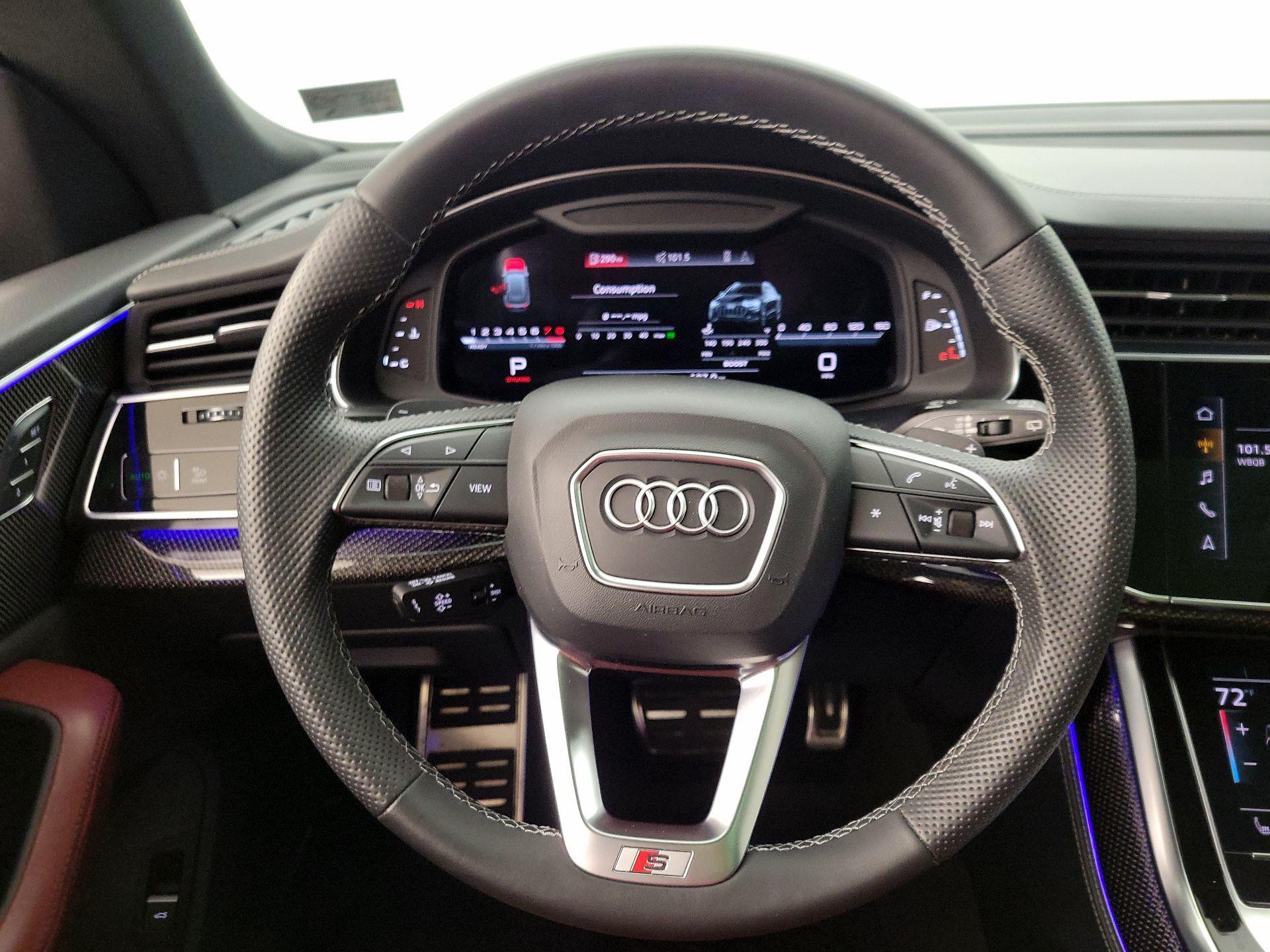 Thumbnail: 2021 Audi SQ8 - 10