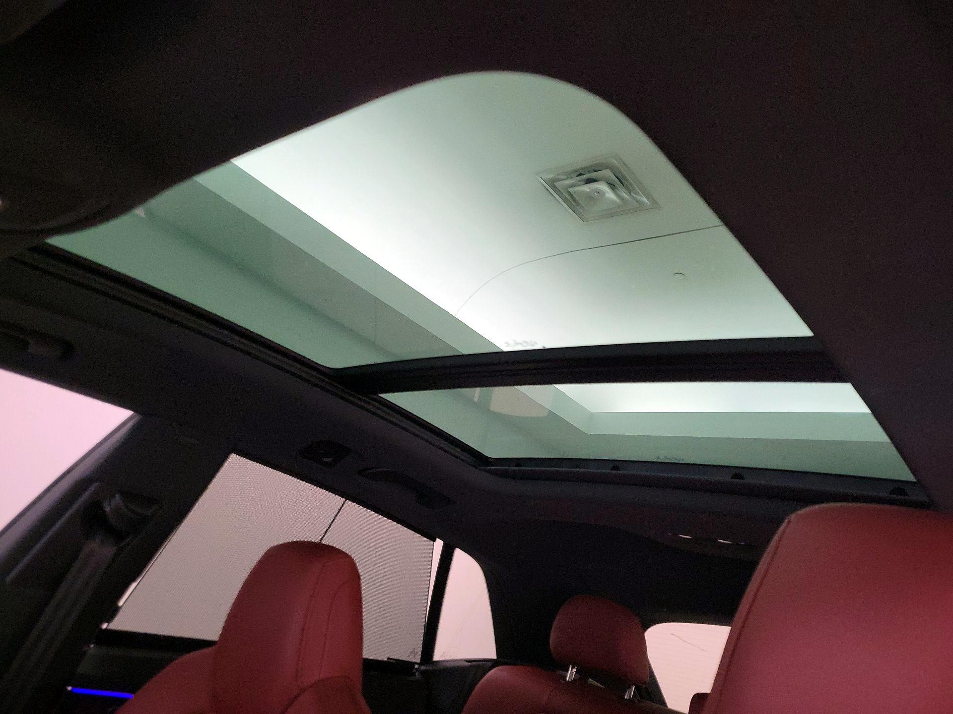 Thumbnail: 2021 Audi SQ8 - 20