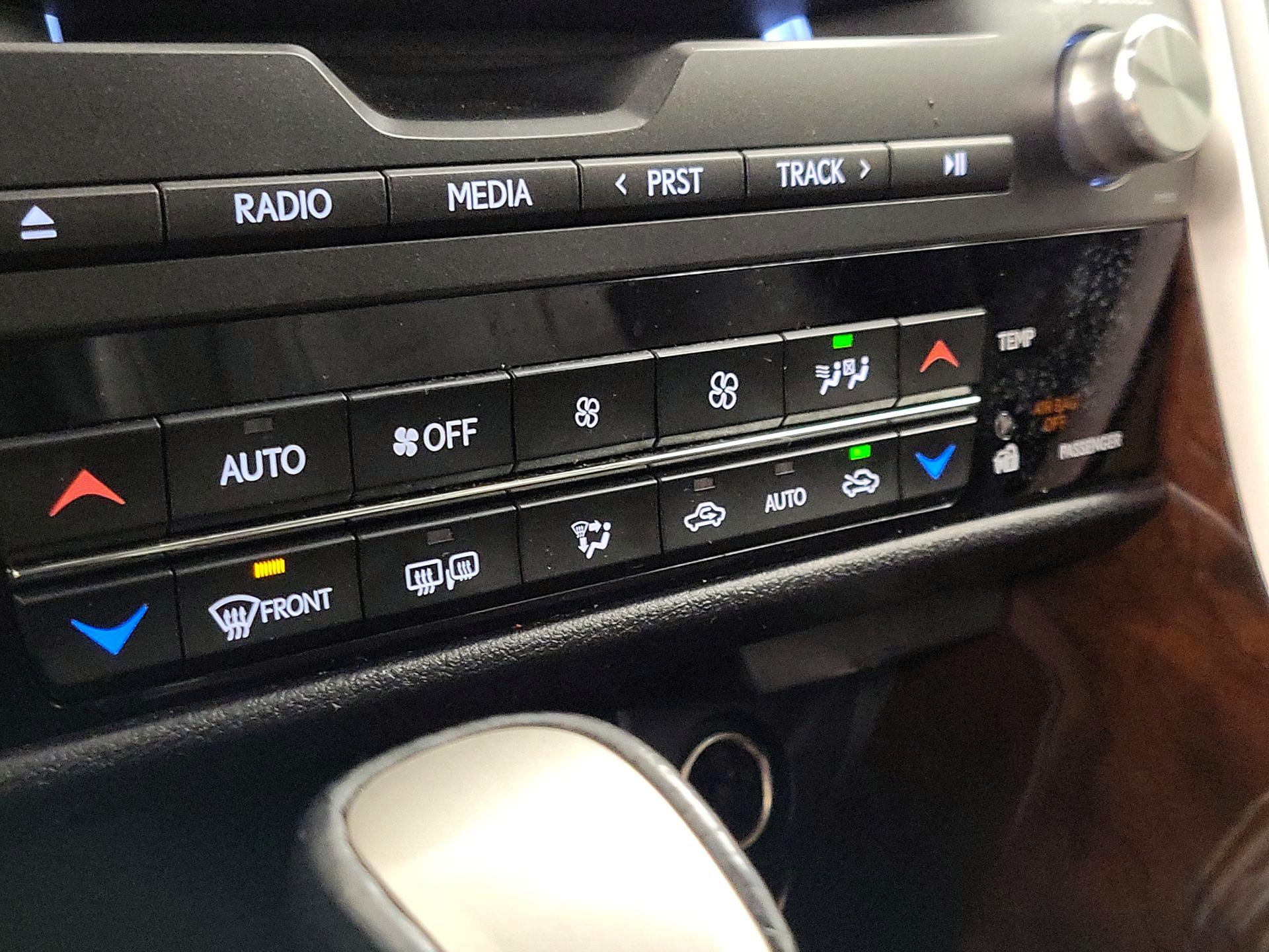 Thumbnail: 2017 Lexus RX - 17