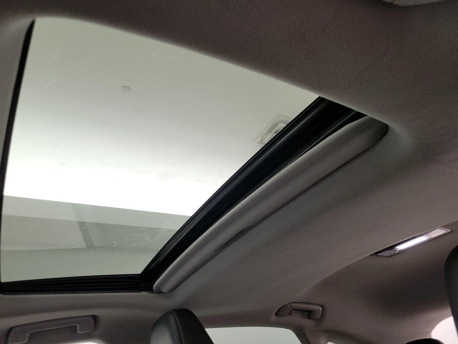 Thumbnail: 2017 Lexus RX - 20