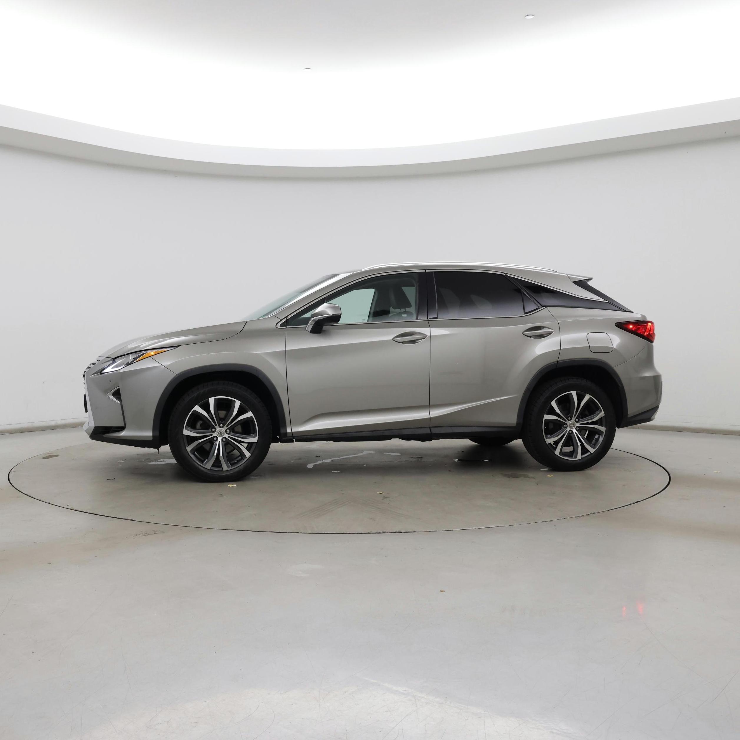 Thumbnail: 2017 Lexus RX - 3