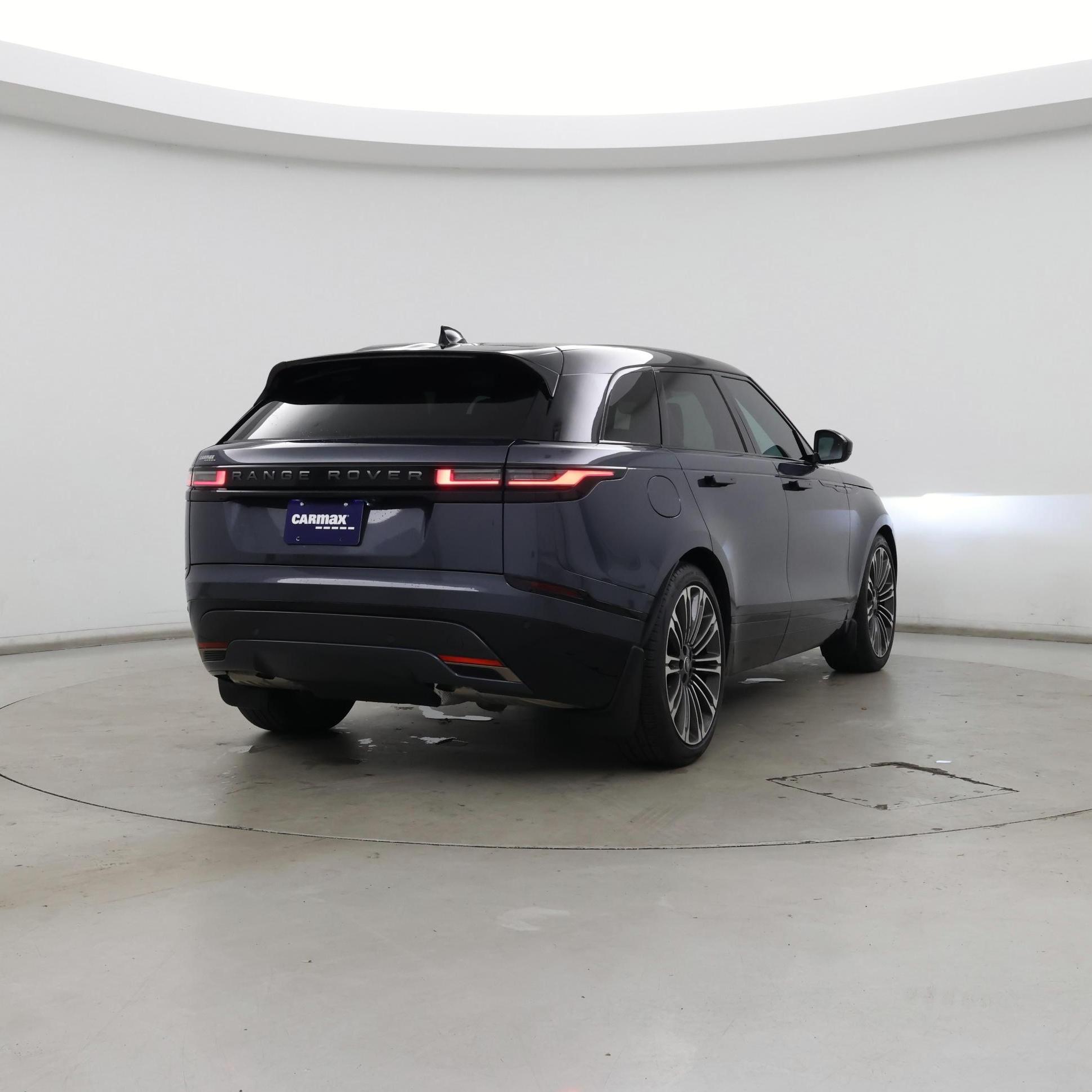 Thumbnail: 2024 Land Rover Range Rover Velar - 8