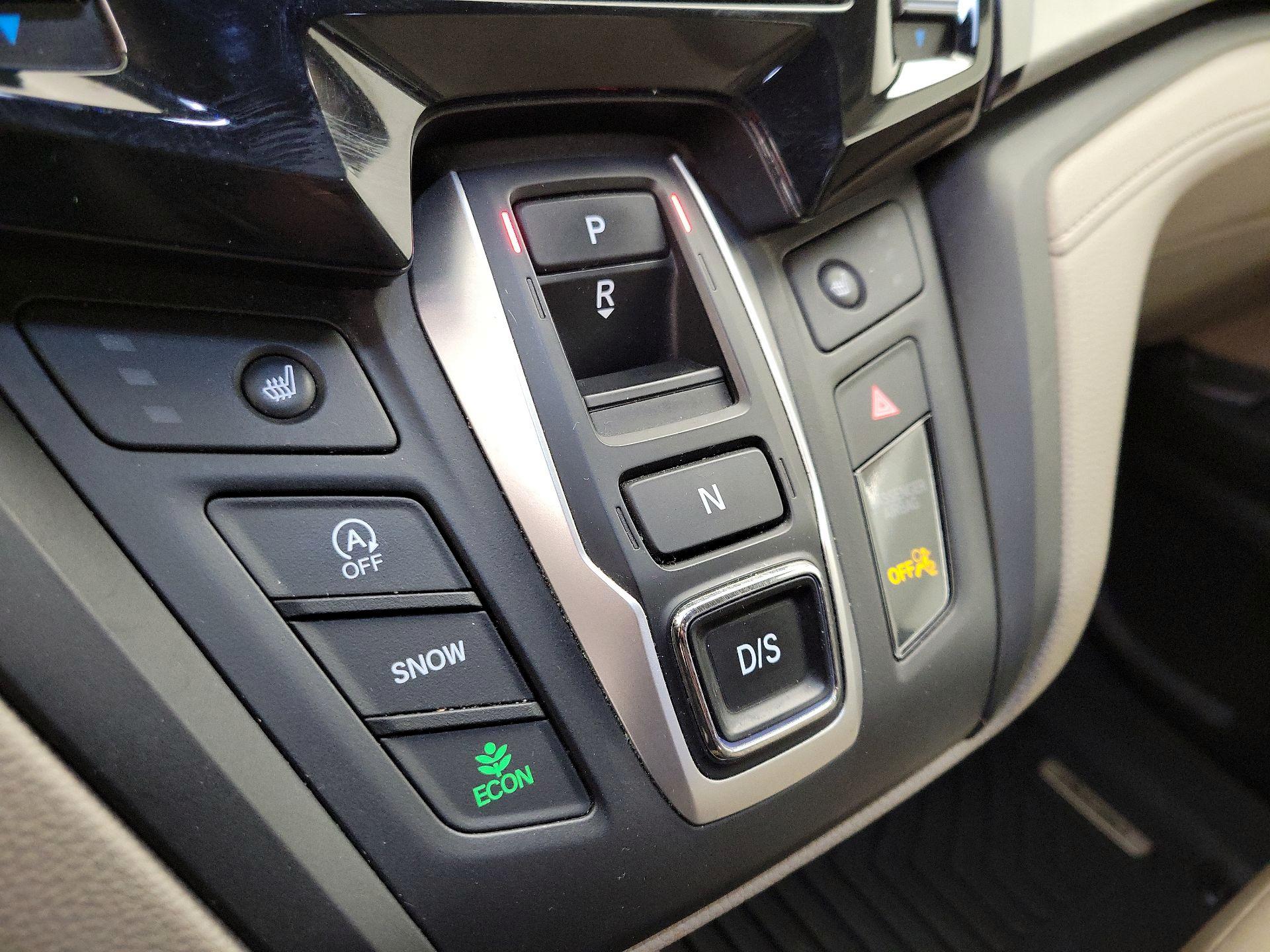 Thumbnail: 2020 Honda Odyssey - 18