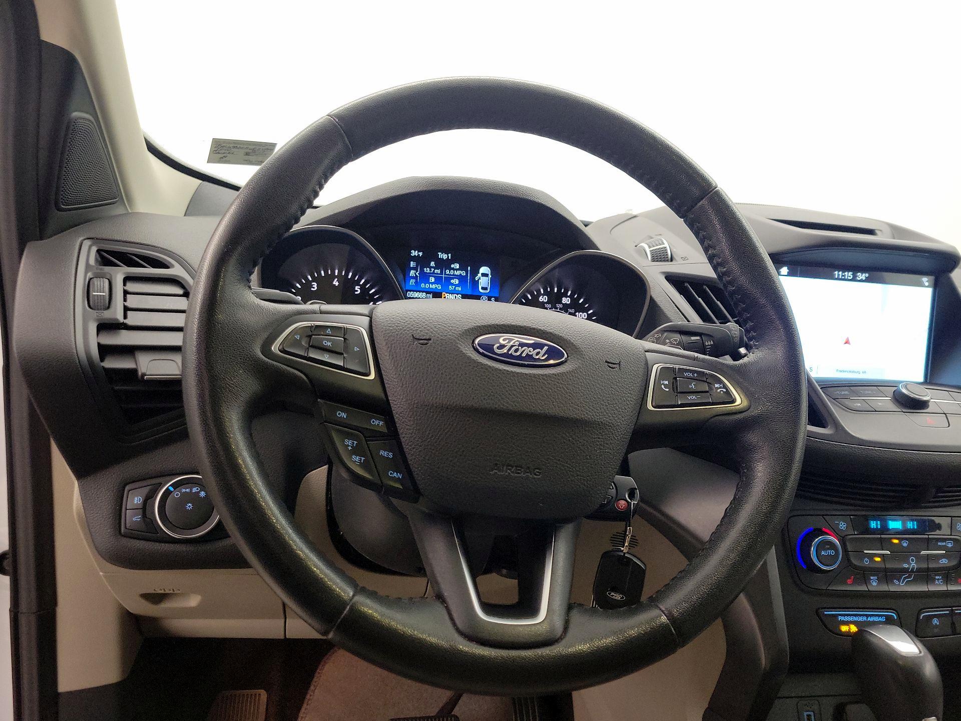 Thumbnail: 2017 Ford Escape - 10