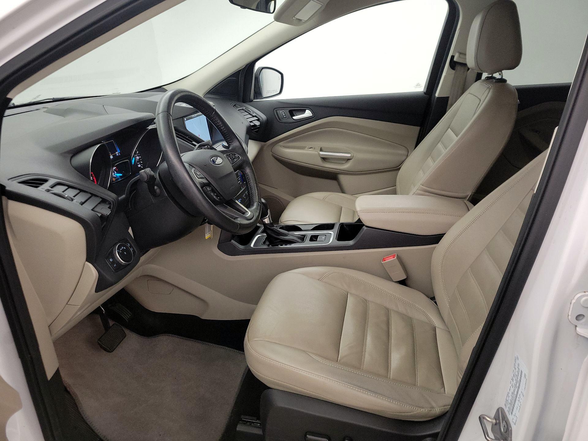 Thumbnail: 2017 Ford Escape - 11