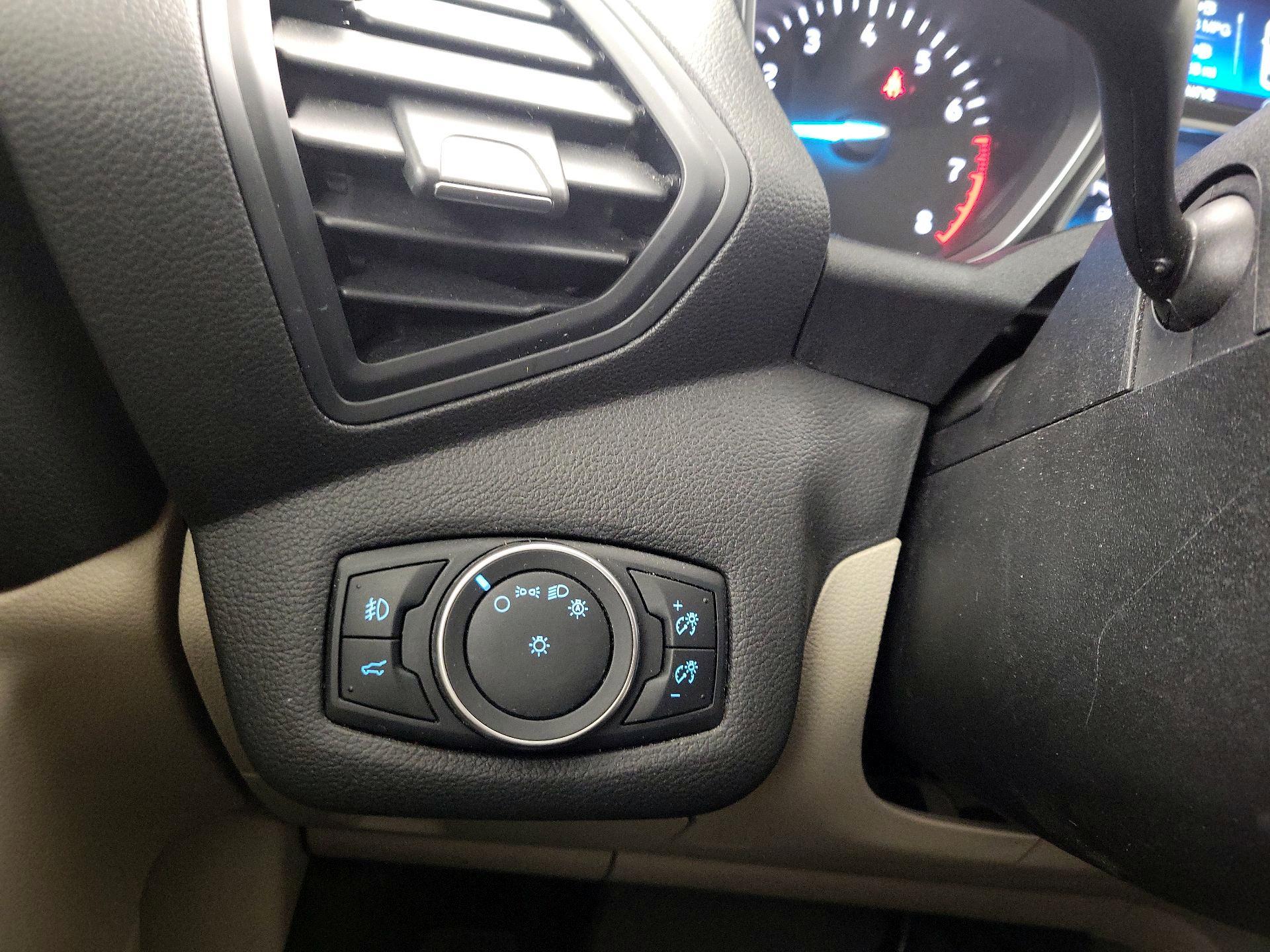 Thumbnail: 2017 Ford Escape - 13