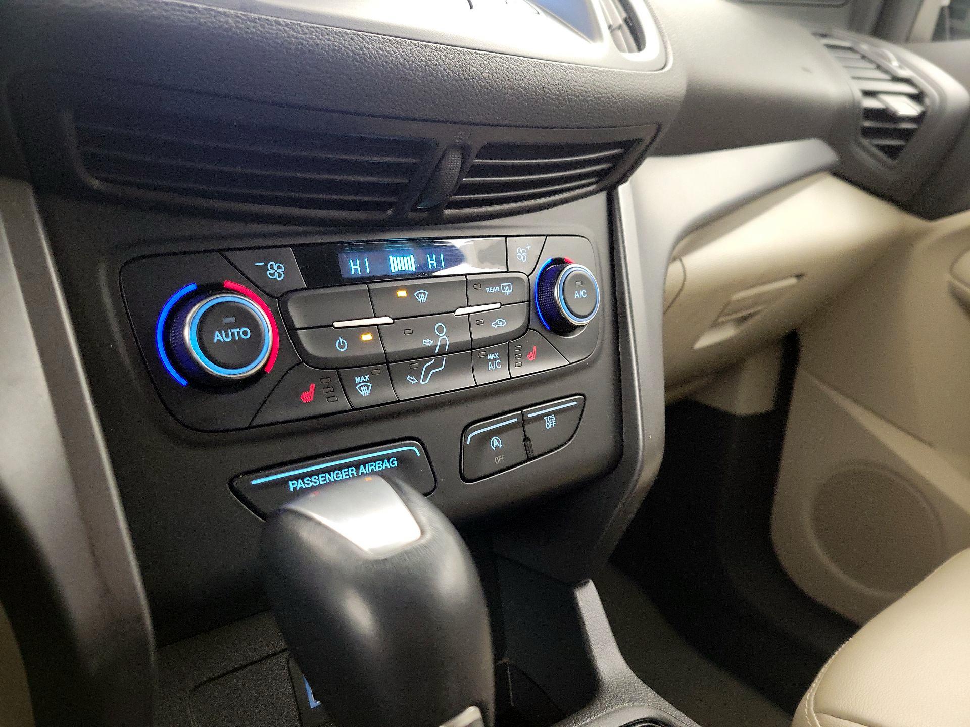 Thumbnail: 2017 Ford Escape - 17