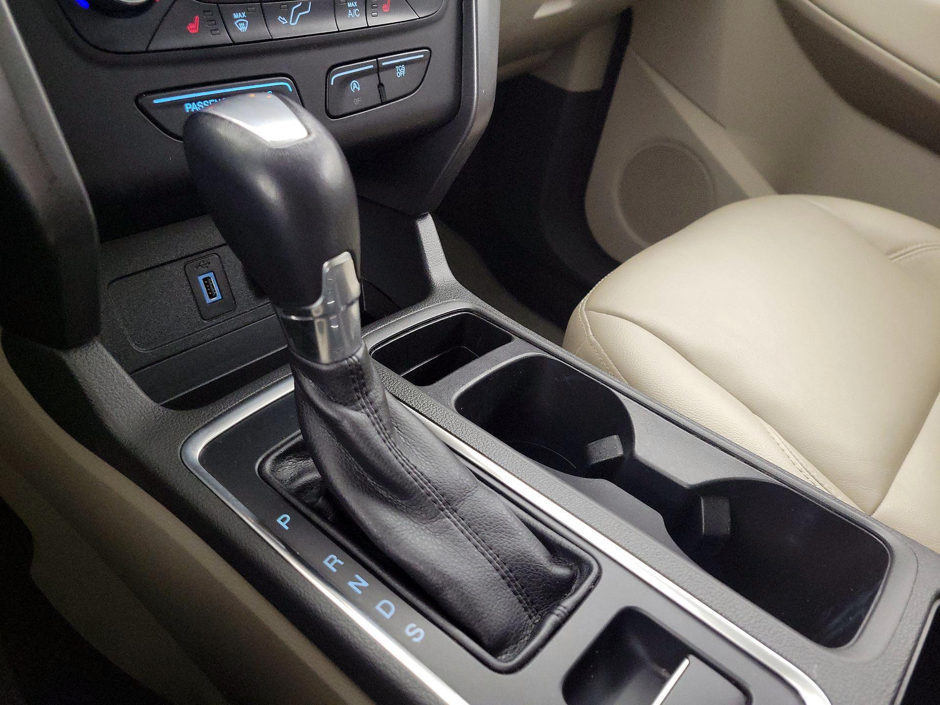 Thumbnail: 2017 Ford Escape - 18