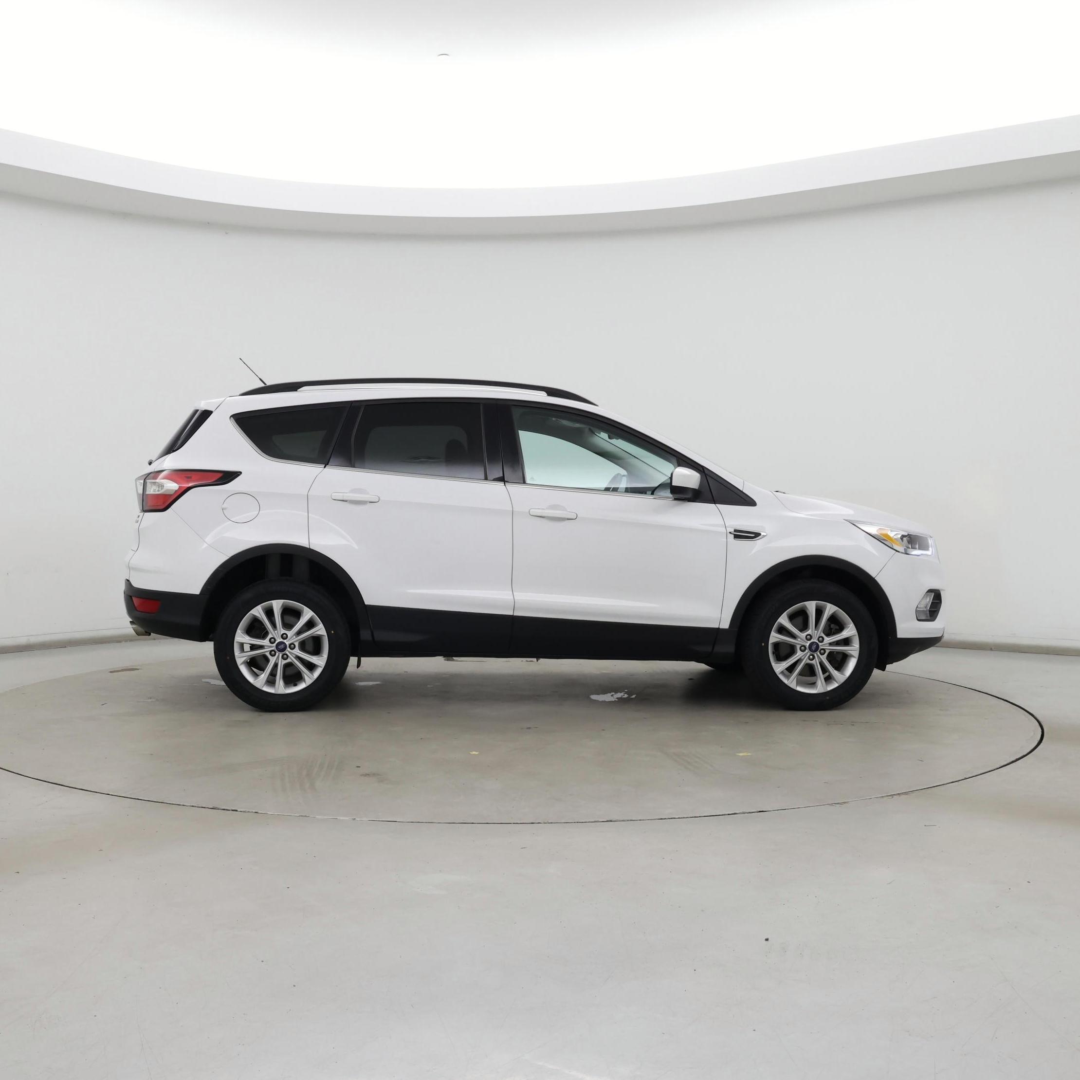 Thumbnail: 2017 Ford Escape - 7