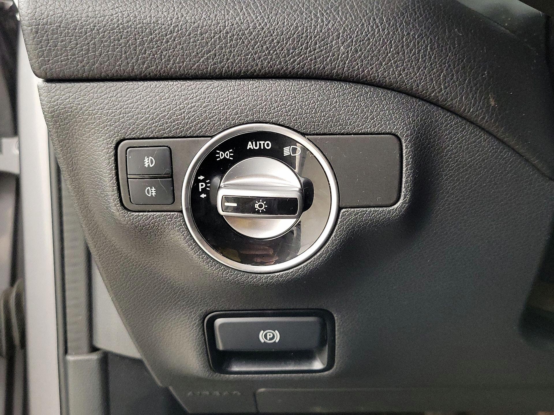 Thumbnail: 2019 Mercedes-Benz GLA - 13