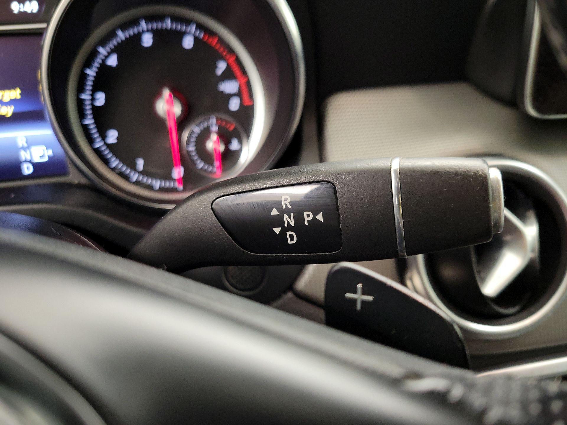 Thumbnail: 2019 Mercedes-Benz GLA - 17