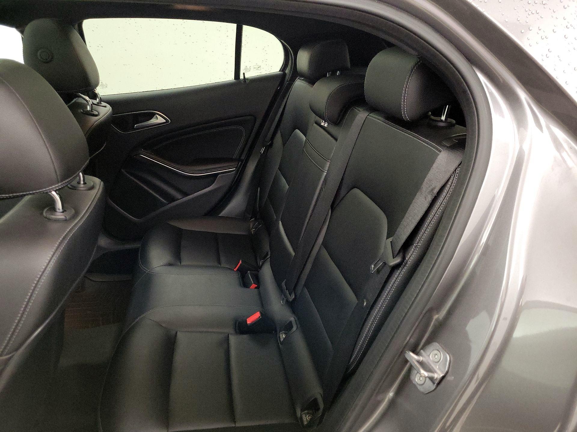 Thumbnail: 2019 Mercedes-Benz GLA - 20