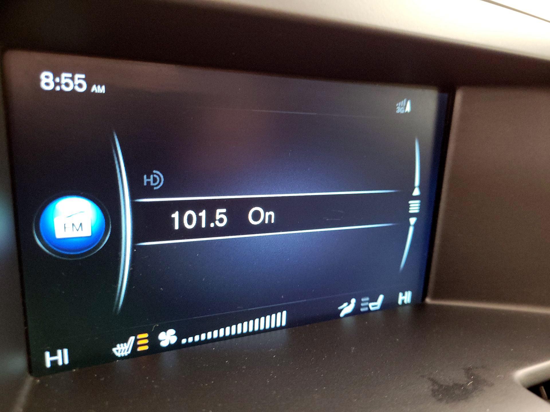 Thumbnail: 2016 Volvo XC60 - 16