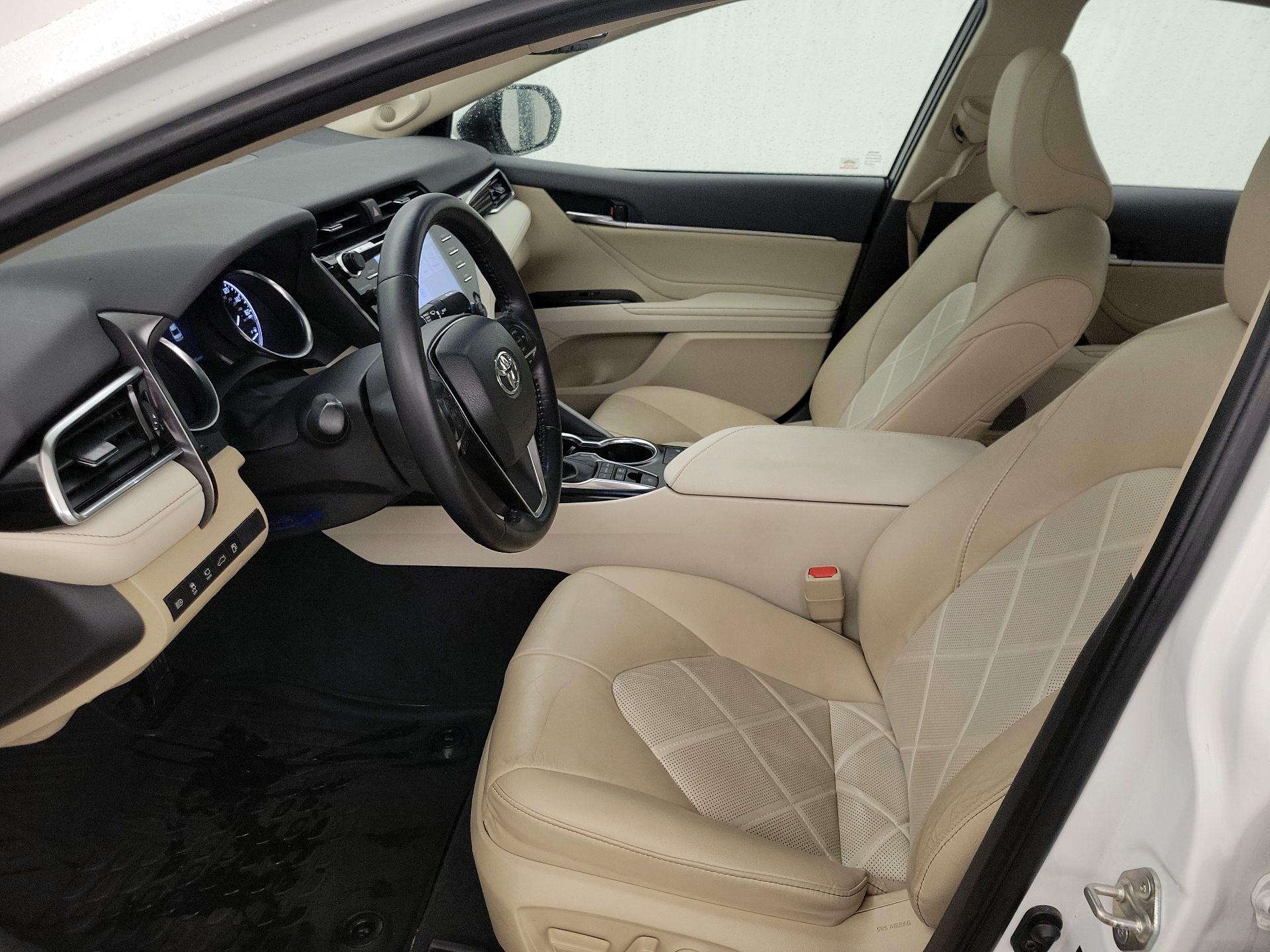 Thumbnail: 2018 Toyota Camry - 11