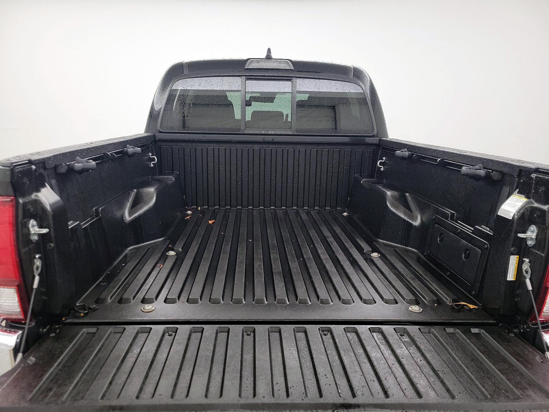 Thumbnail: 2023 Toyota Tacoma - 20