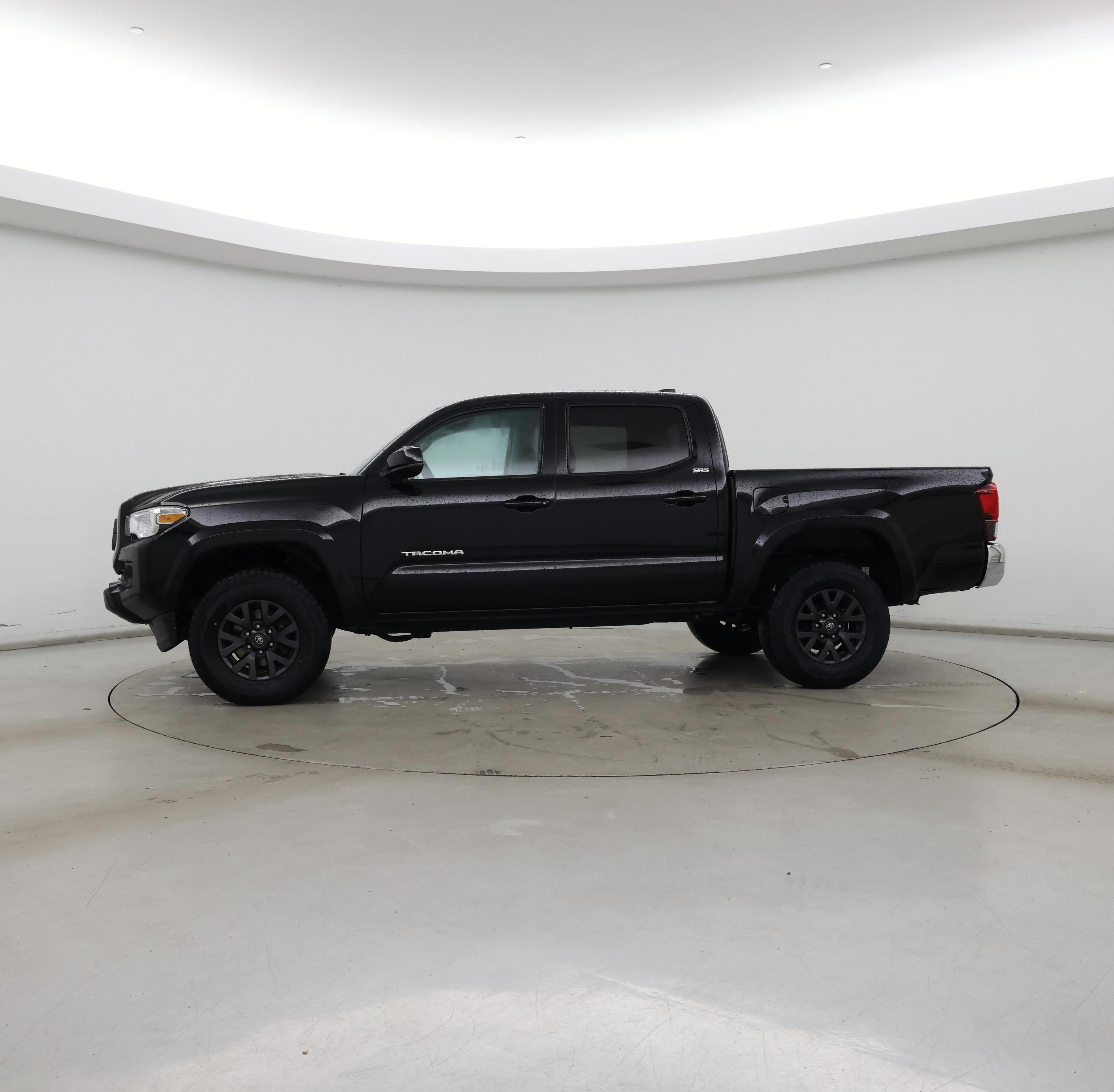 Thumbnail: 2023 Toyota Tacoma - 3