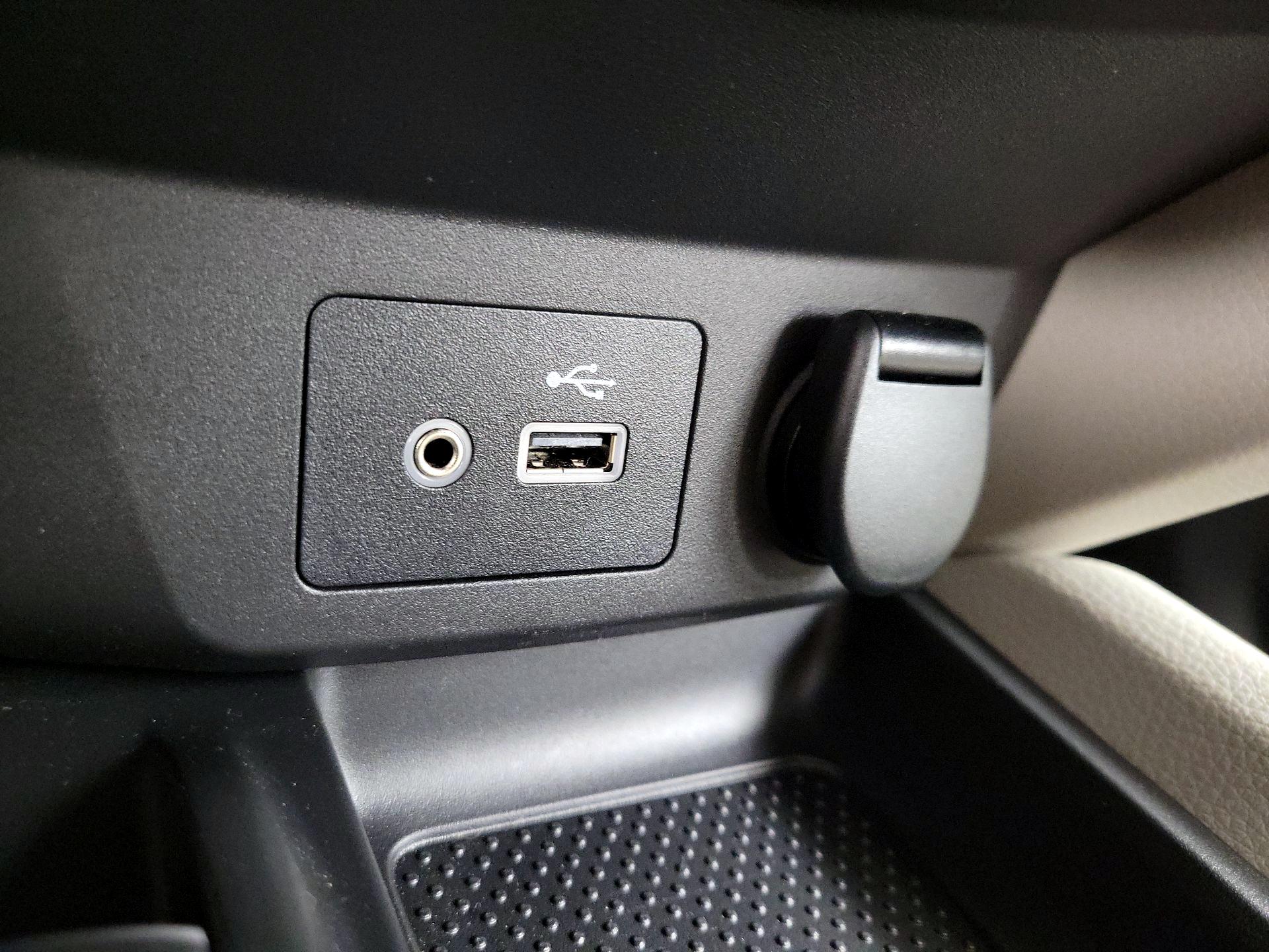 Thumbnail: 2022 Nissan Rogue Sport - 19