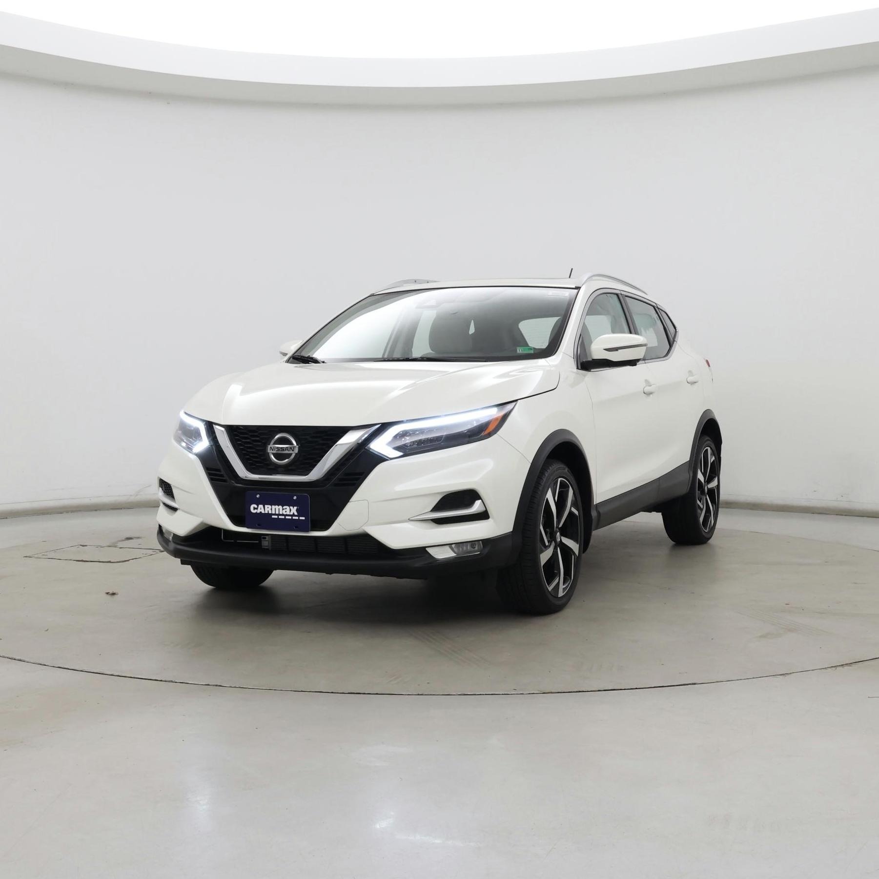 Thumbnail: 2022 Nissan Rogue Sport - 4