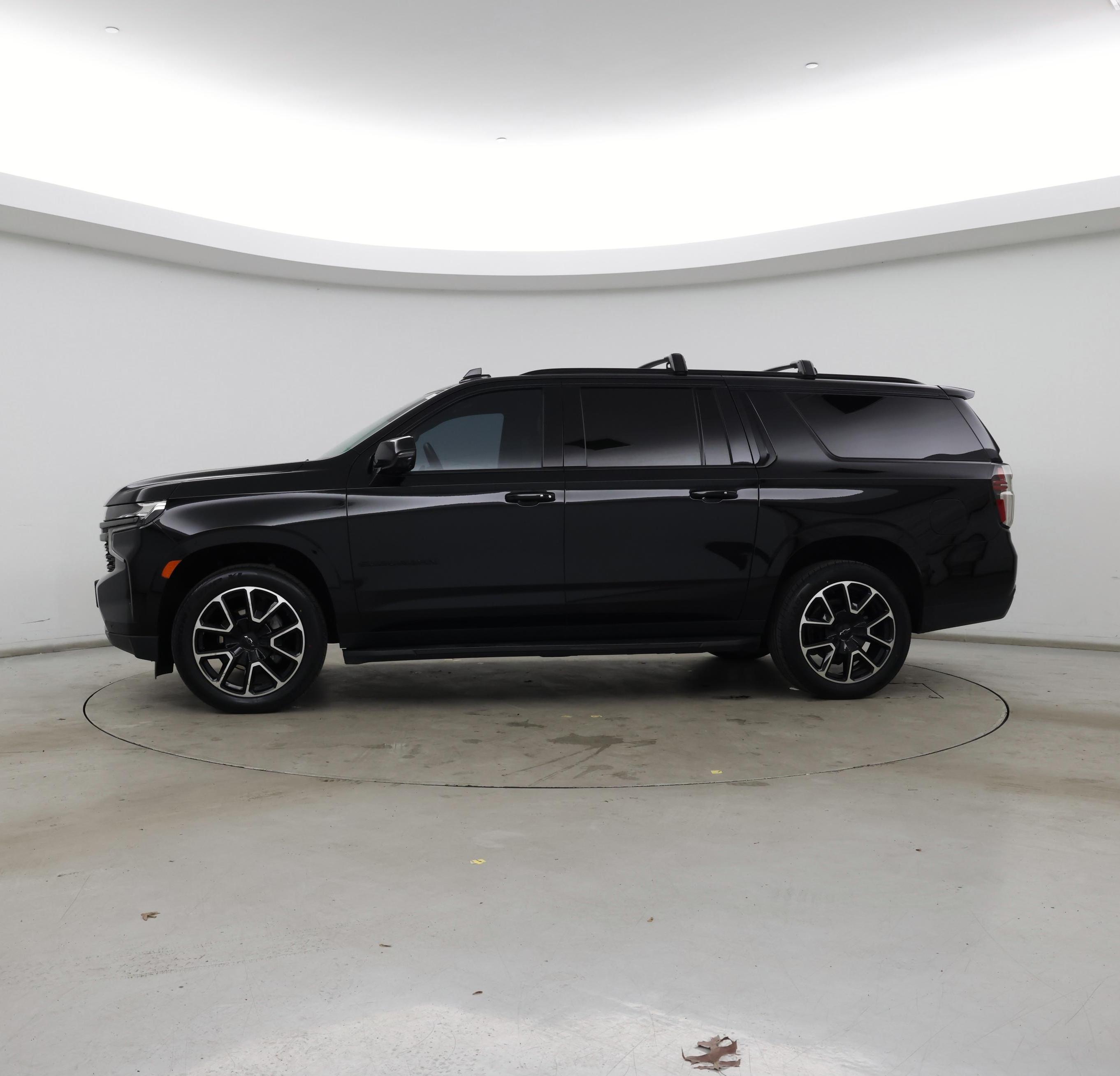 Thumbnail: 2022 Chevrolet Suburban - 3