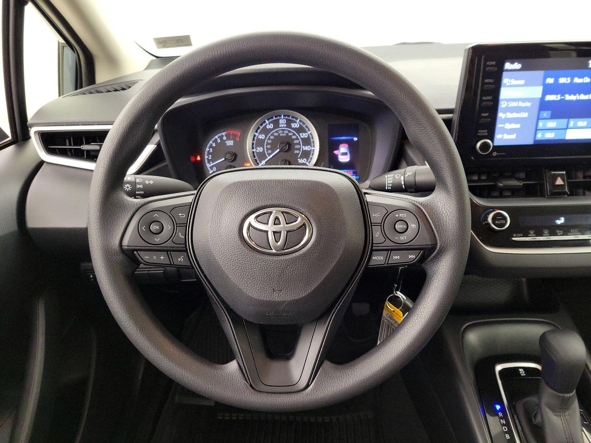 Thumbnail: 2022 Toyota Corolla - 10