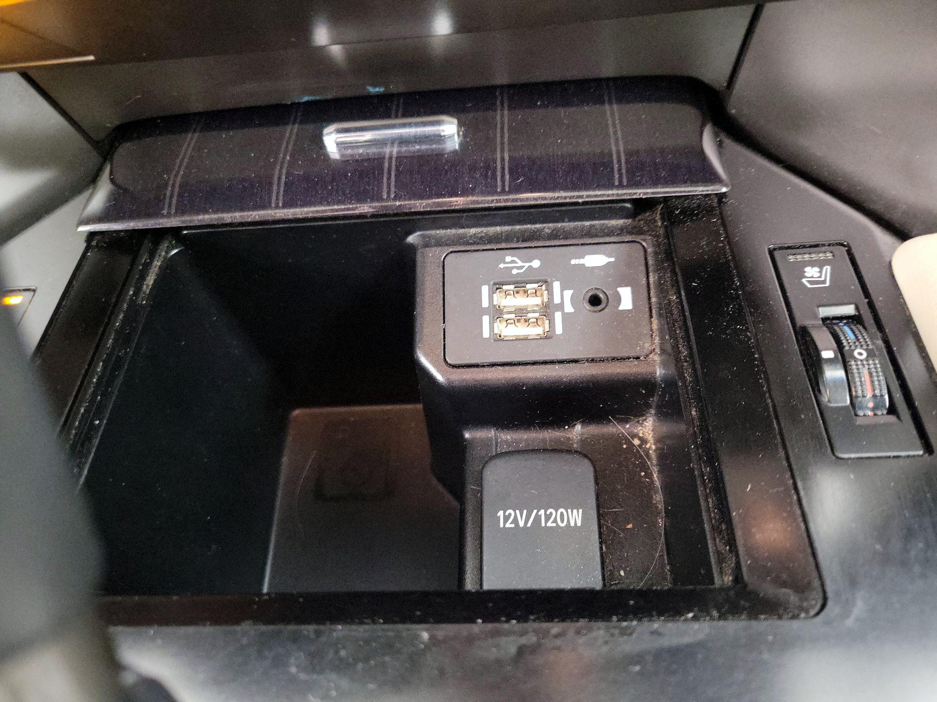 Thumbnail: 2021 Lexus GX - 19