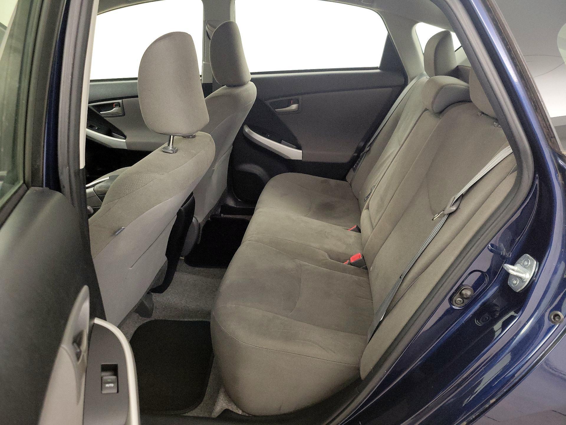 Thumbnail: 2015 Toyota Prius - 19