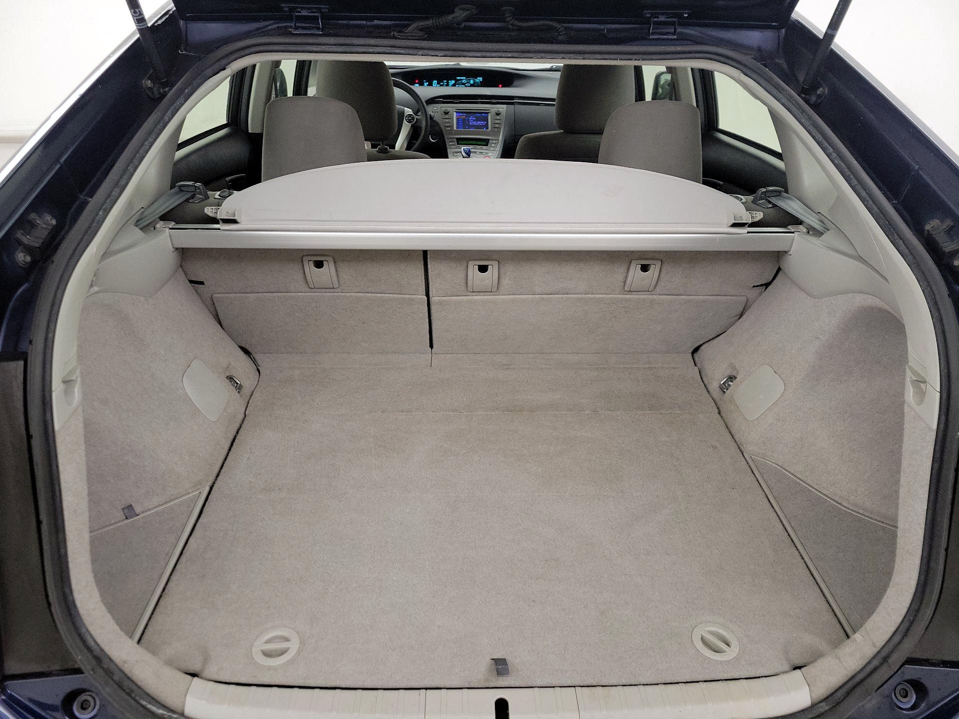 Thumbnail: 2015 Toyota Prius - 20