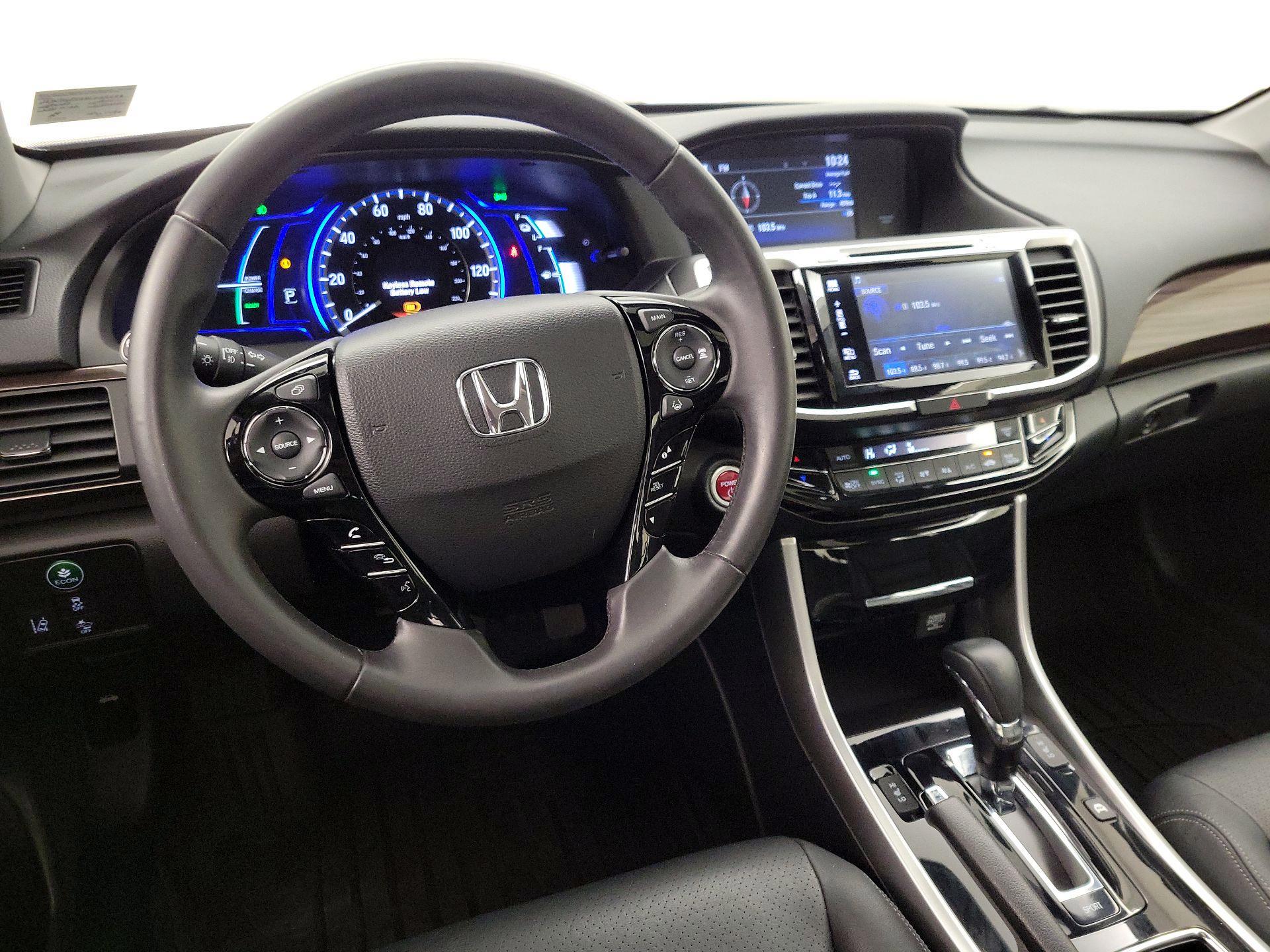 Thumbnail: 2017 Honda Accord - 9