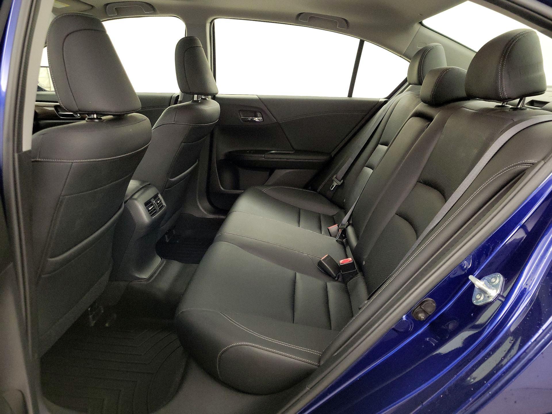 Thumbnail: 2017 Honda Accord - 20