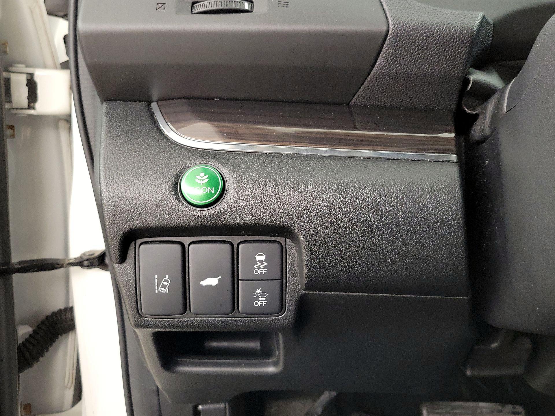 Thumbnail: 2015 Honda CR-V - 13