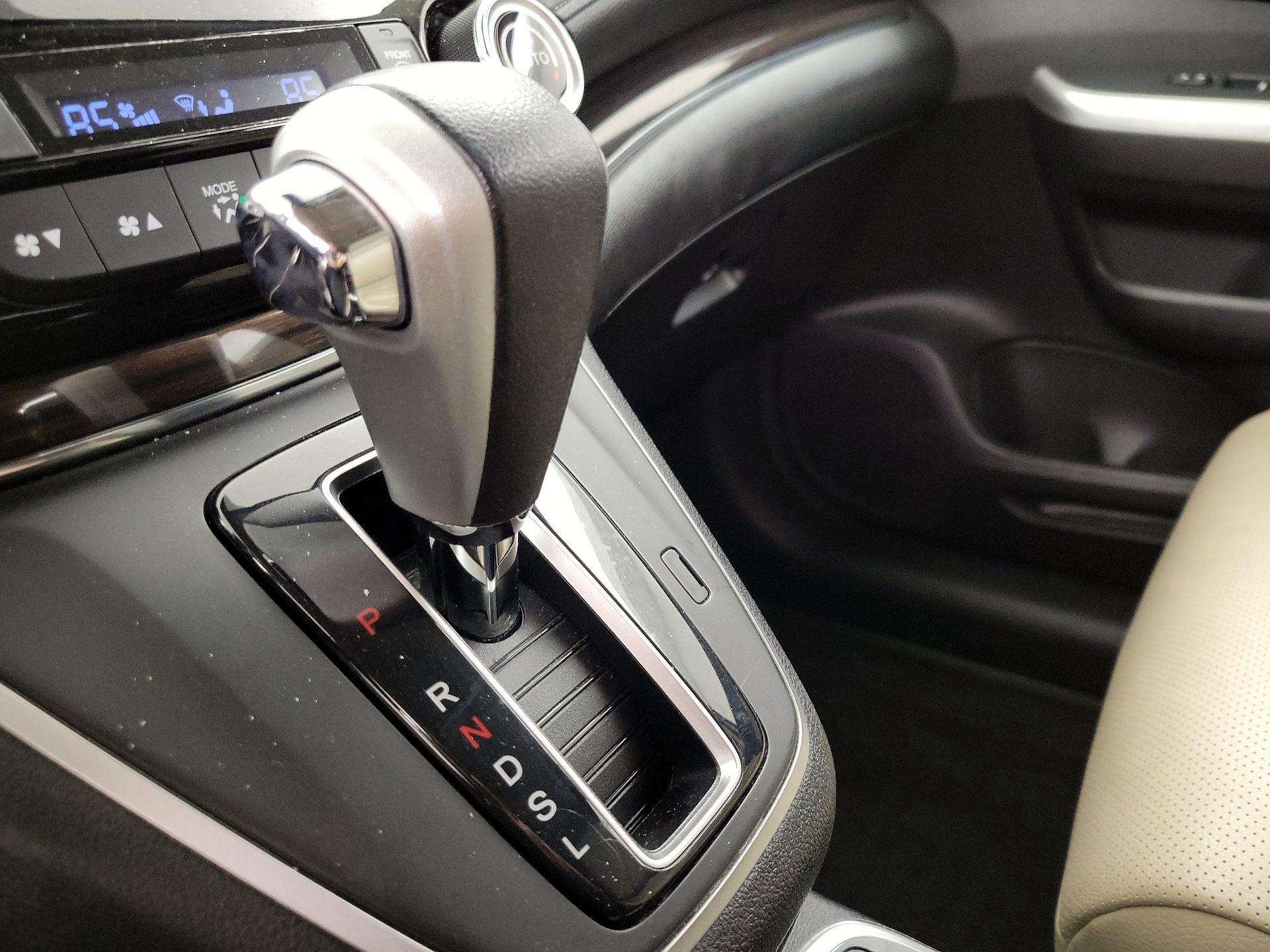 Thumbnail: 2015 Honda CR-V - 18