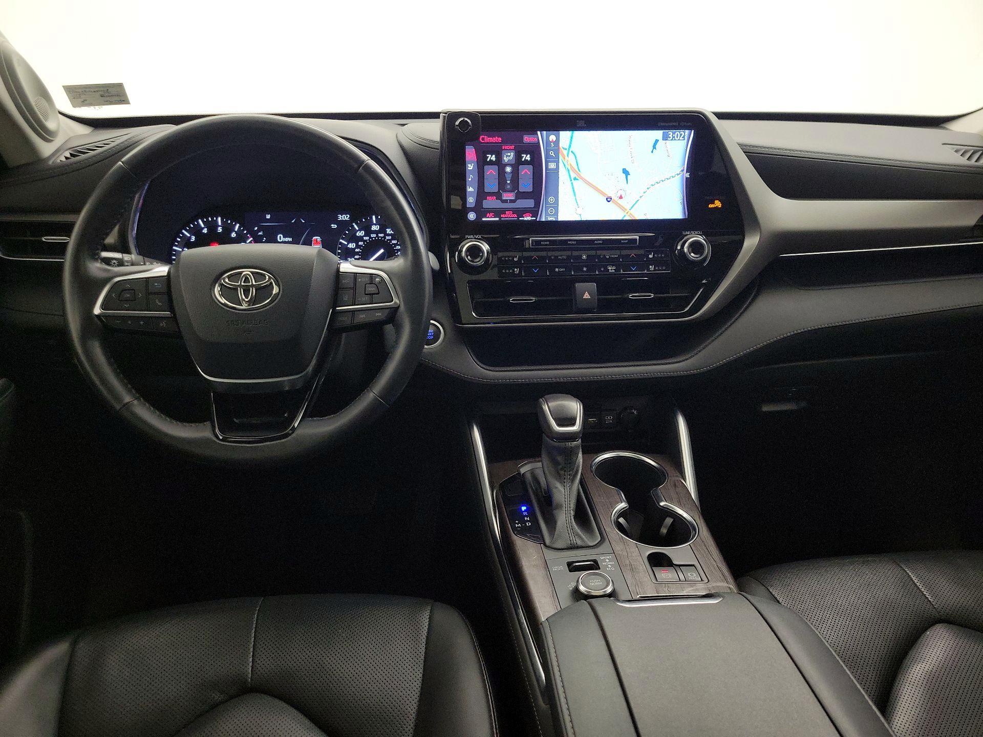 Thumbnail: 2021 Toyota Highlander - 9